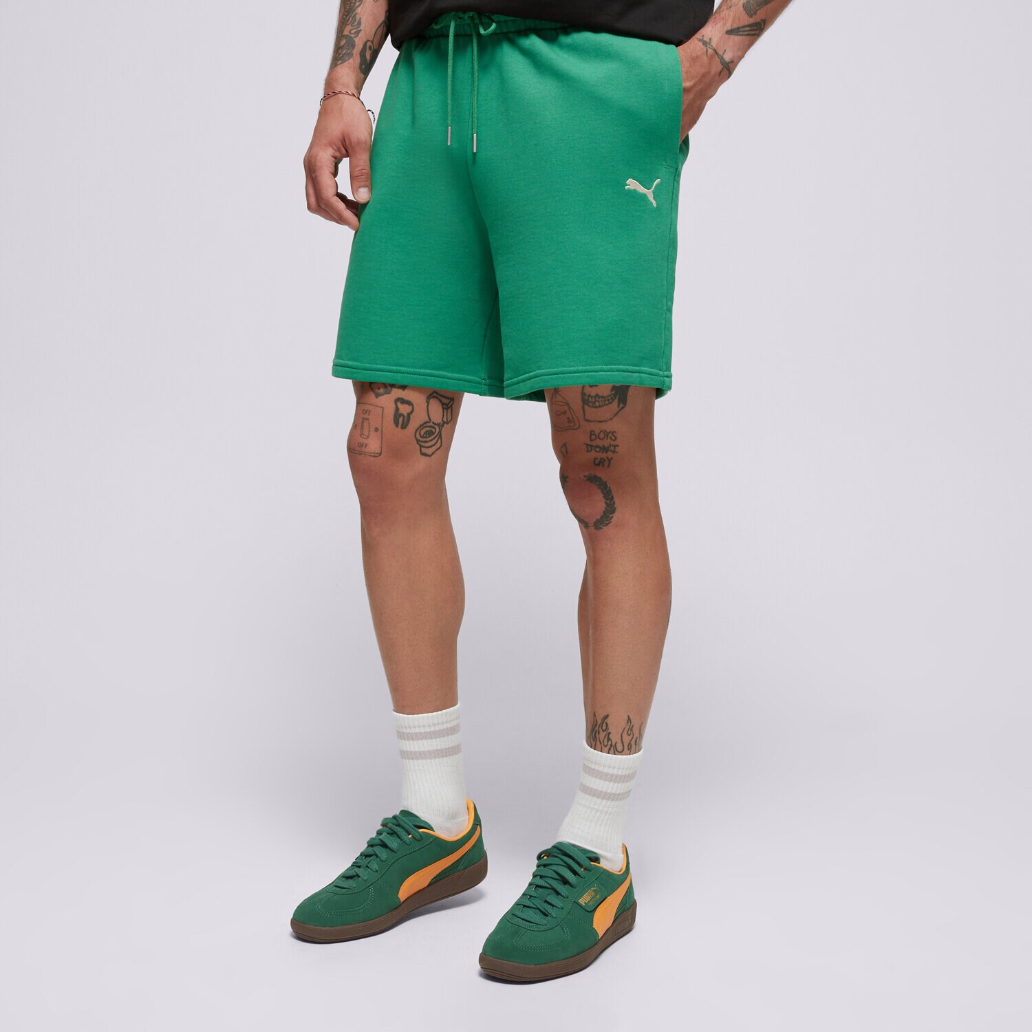 Muške kratke hlače PUMA KRATKE HLAČE WARDROBE ESS RELAXED SHORTS 7" TR 629654 86 zelena