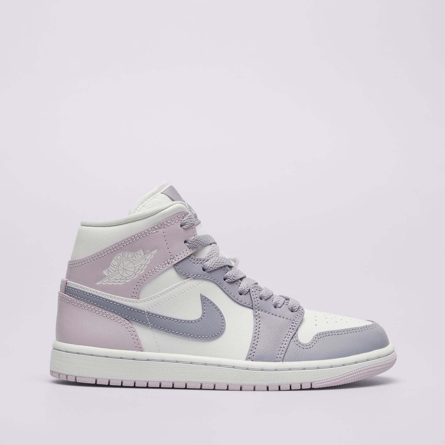 Ženske tenisice WMNS AIR JORDAN 1 MID BQ6472-510 ljubičasta