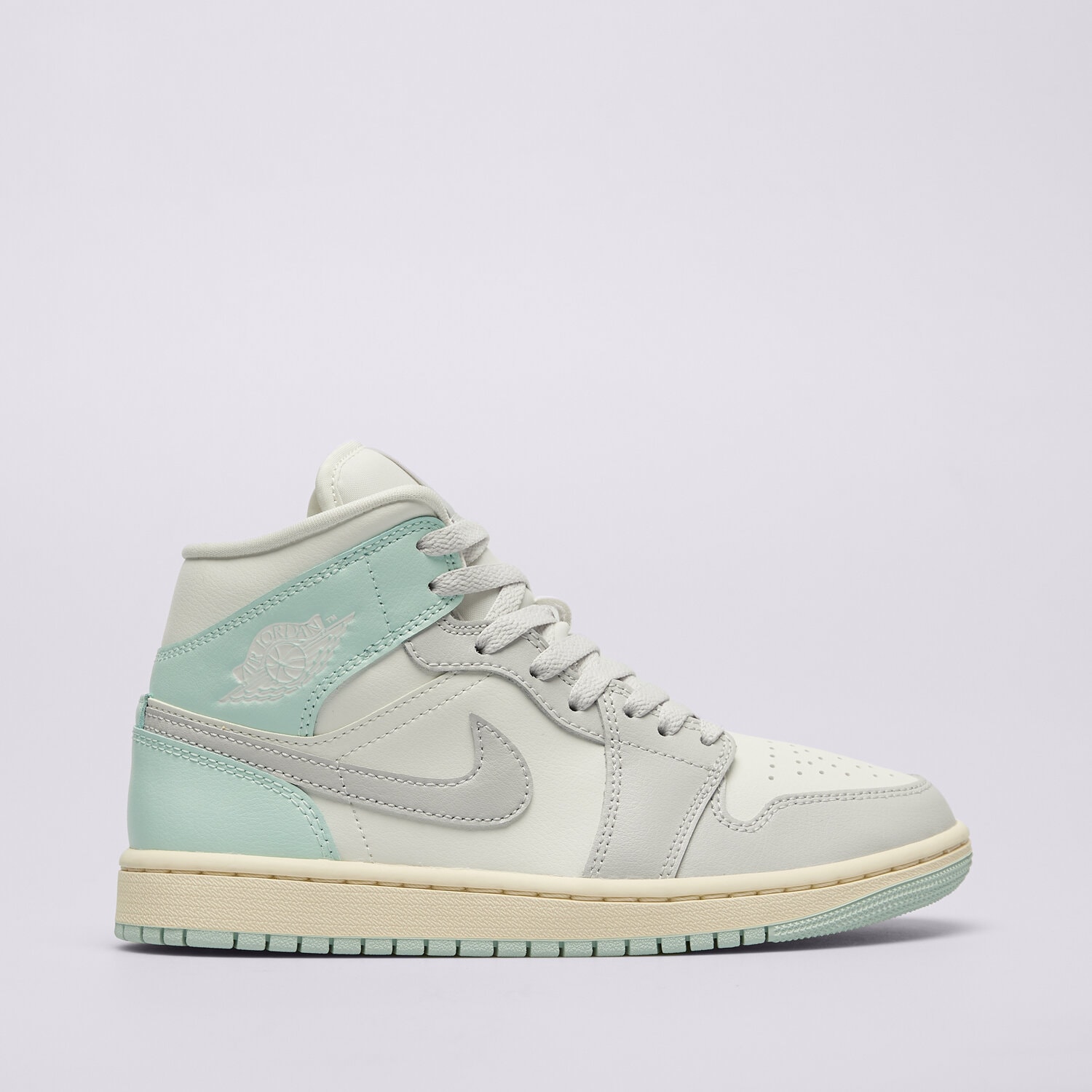 Ženske tenisice WMNS AIR JORDAN 1 MID BQ6472-134 mente
