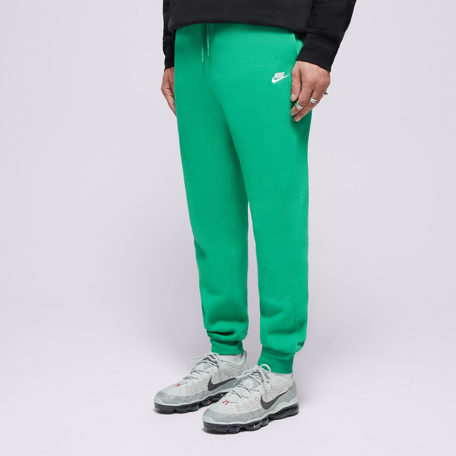 Muške hlače NIKE HLAČE M NK CLUB BB JOGGER FN3787-324 zelena