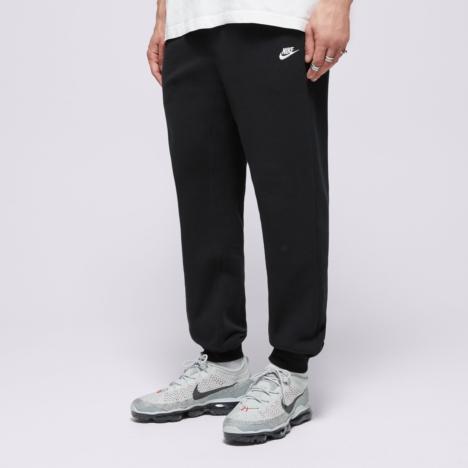 Muške hlače NIKE HLAČE M NK CLUB BB JOGGER FN3787-010 crna