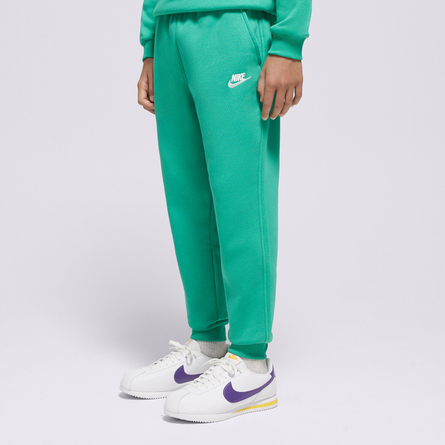 Dječje hlače NIKE HLAČE K NSW CLUB FLC JGGR LBR BOY FD3008-324 zelena