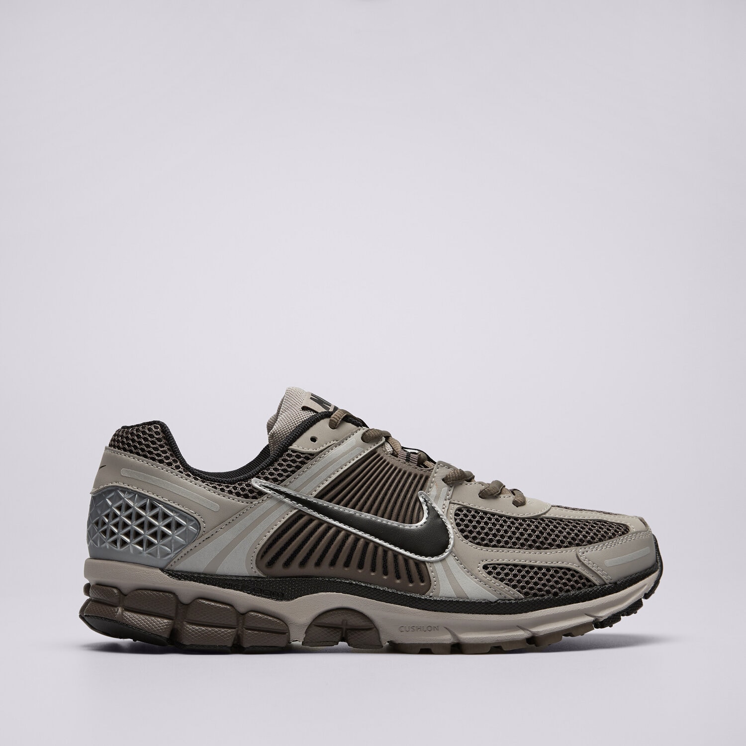 Muške tenisice NIKE ZOOM VOMERO 5 FB9149-005 smeđa