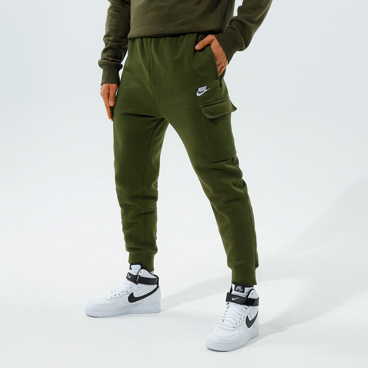 Muške hlače NIKE HLAČE NIKE SPORTSWEAR CLUB FLEECE CD3129-326 kaki