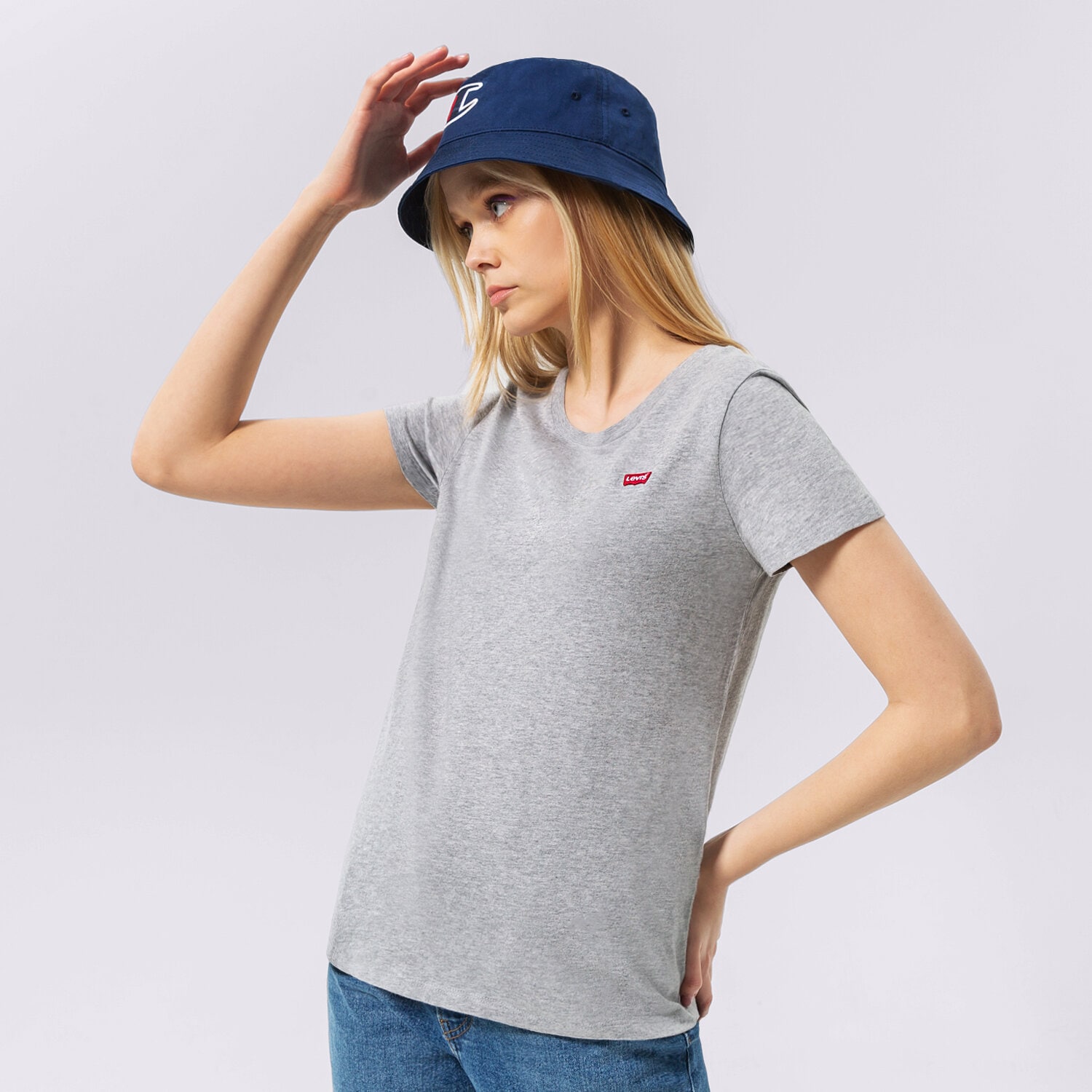 Ženske majice LEVI'S T-SHIRT PERFECT TEE 39185-0143 siva