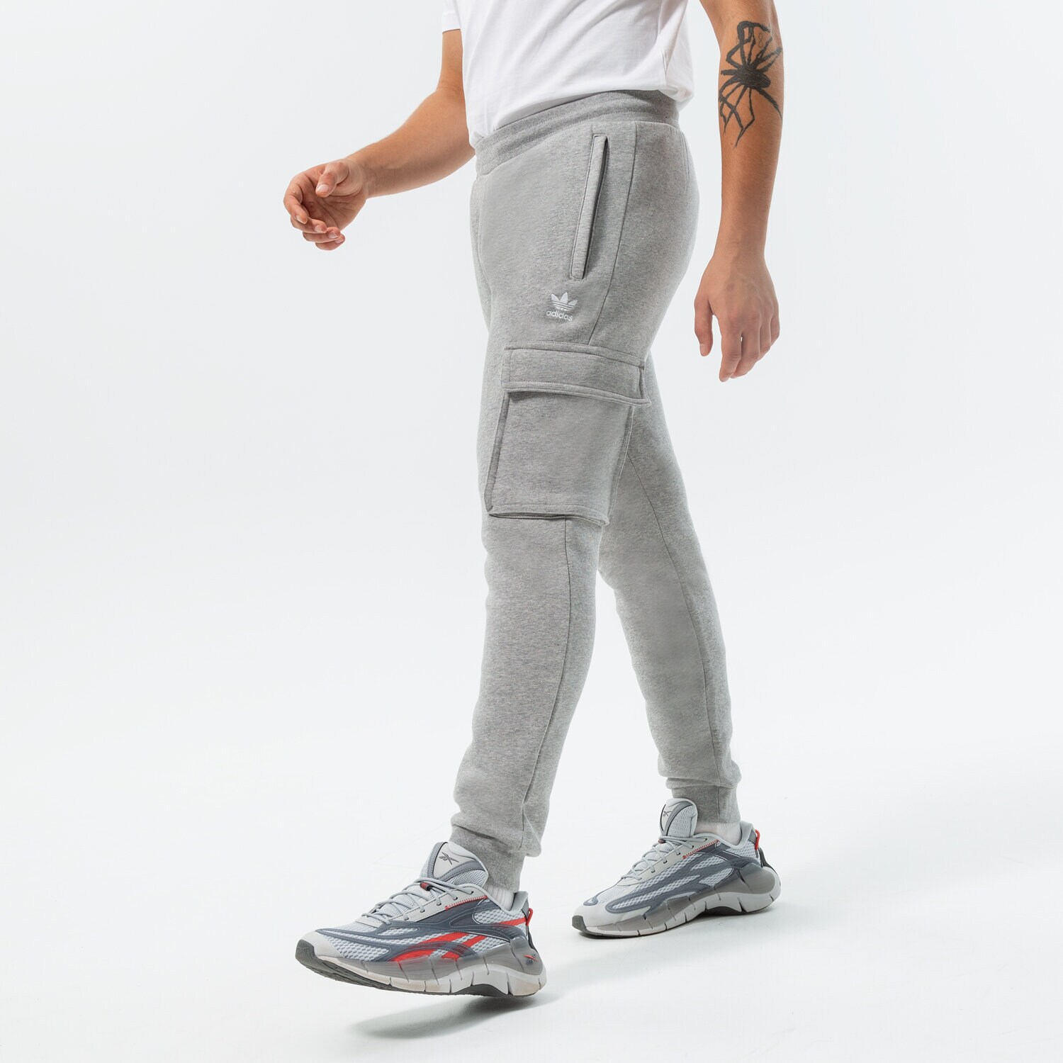 Muške hlače ADIDAS HLAČE ESSENTIALS C P HK0184 siva