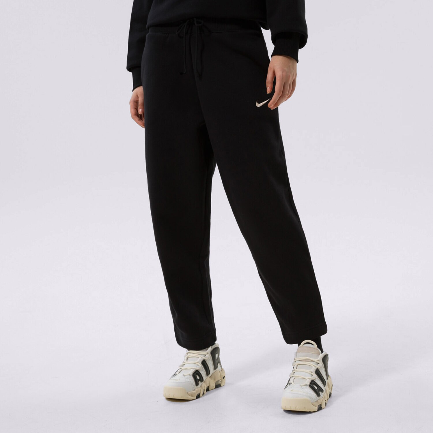 Ženske hlače NIKE HLAČE W NSW PHNX FLC HR PANT CURVE DQ5678-010 crna