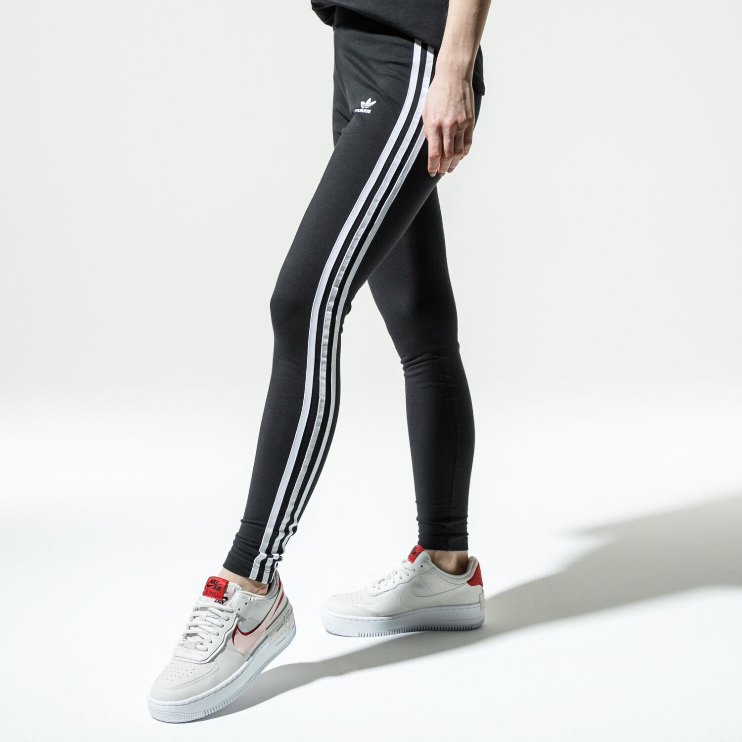 Ženske hlače ADIDAS TAJICE 3 STR TIGHT FM3287 crna