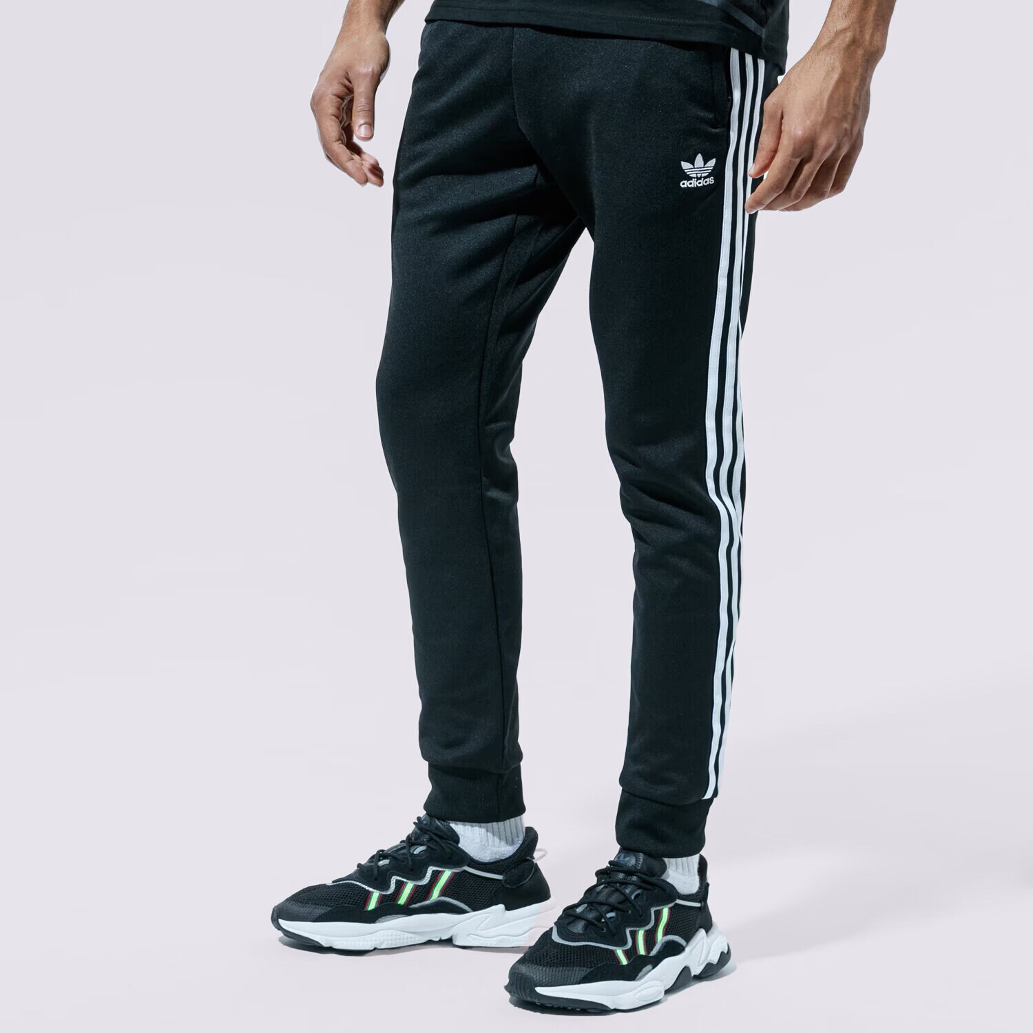 Muške hlače ADIDAS SUPERSTAR JOGGERS  GF0210 crna