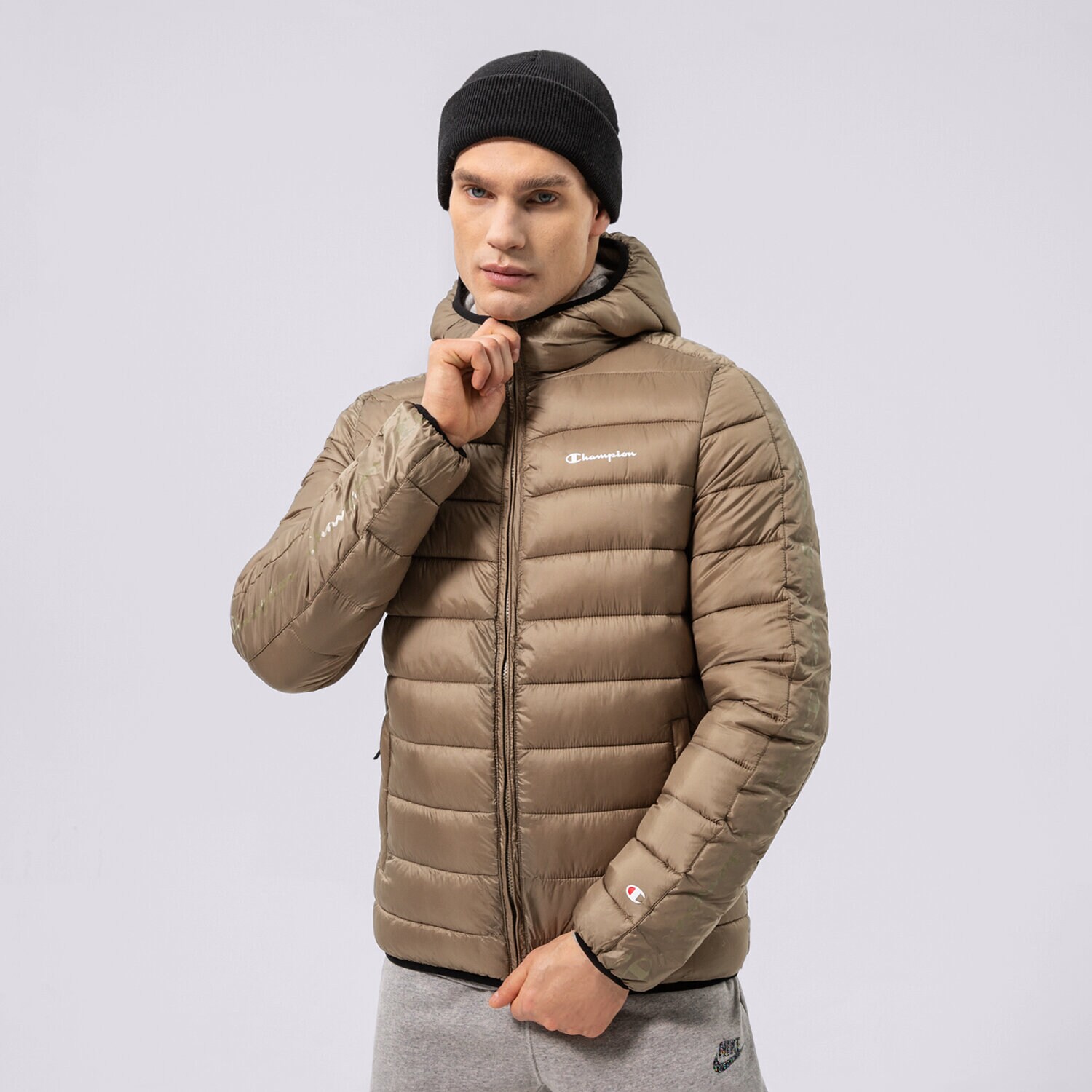 Muške zimske jakne CHAMPION JAKNA ZIMSKA HOODED JACKET 216647GS044 kaki