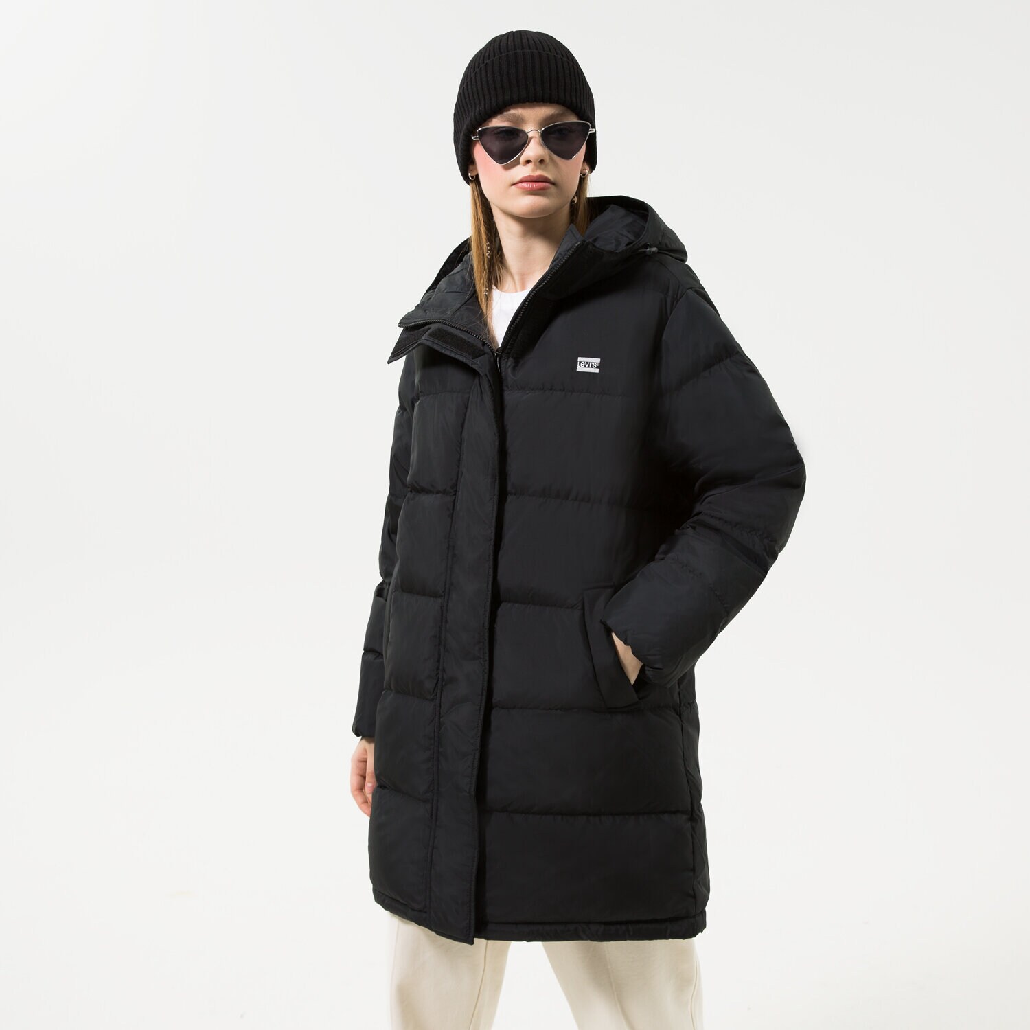 Ženske zimske jakne LEVI'S JAKNA ZIMSKA LARKIN PUFFER MID A3287-0000 crna