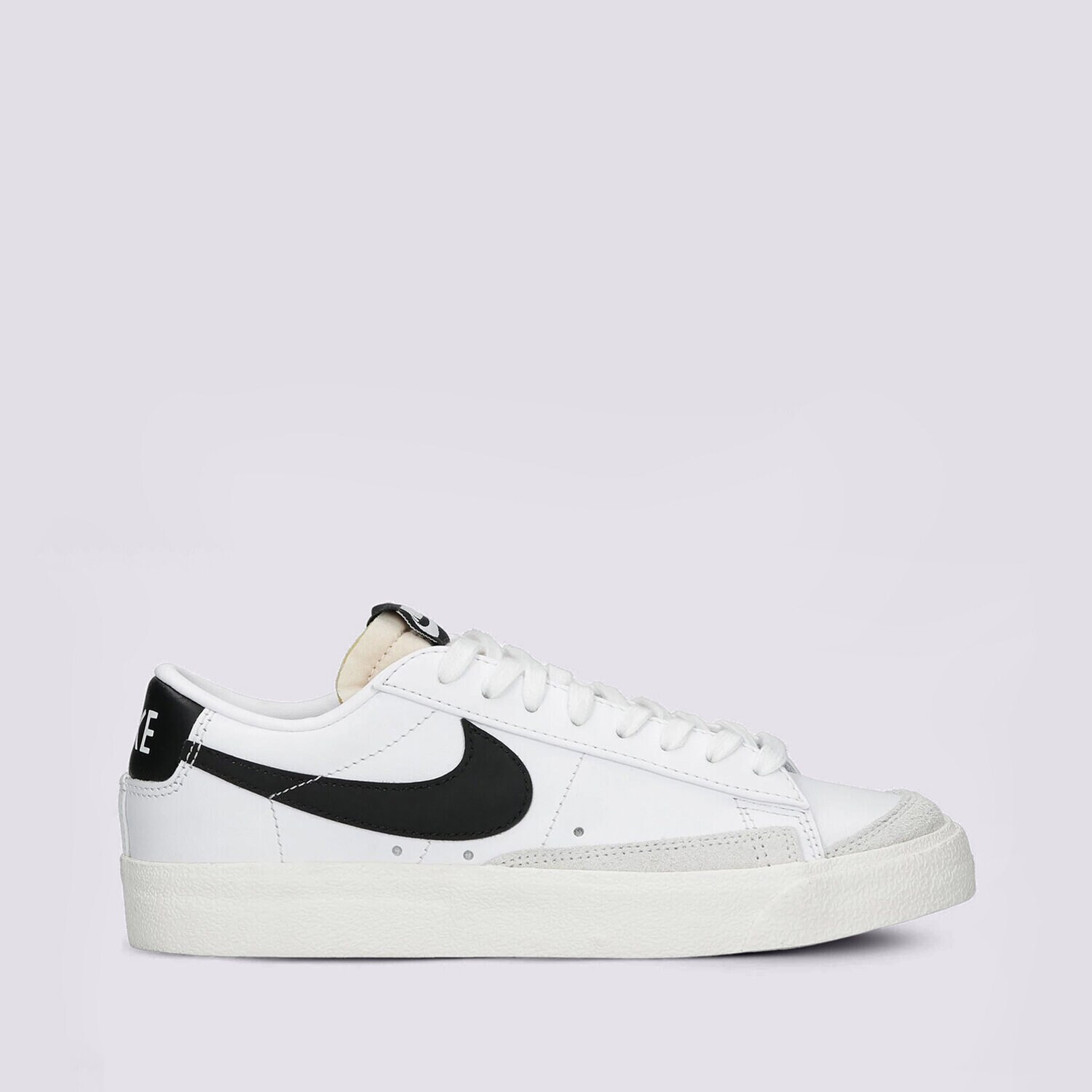 Ženske tenisice NIKE BLAZER LOW '77 DC4769-102 bijela