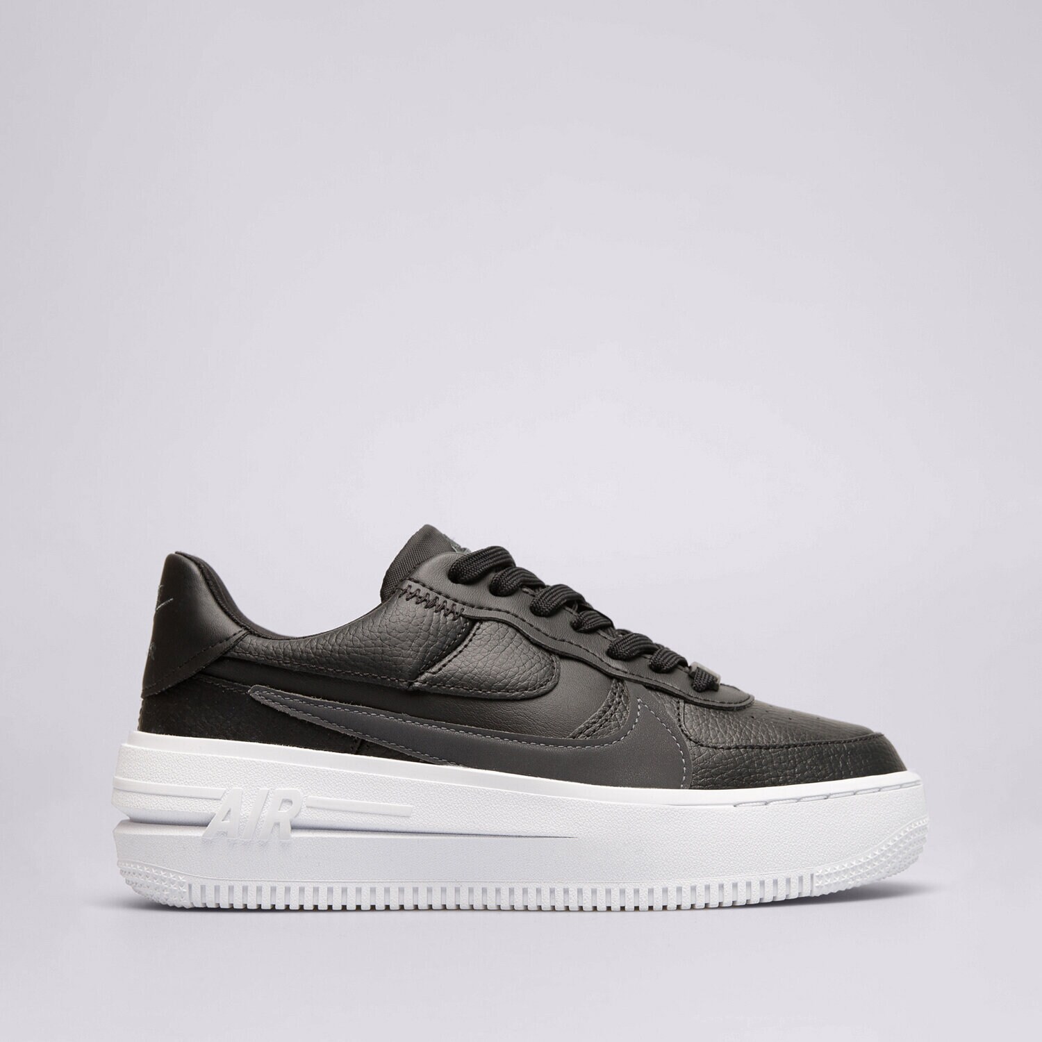 Ženske tenisice NIKE AIR FORCE 1 PLATFORM  DJ9946-001 crna