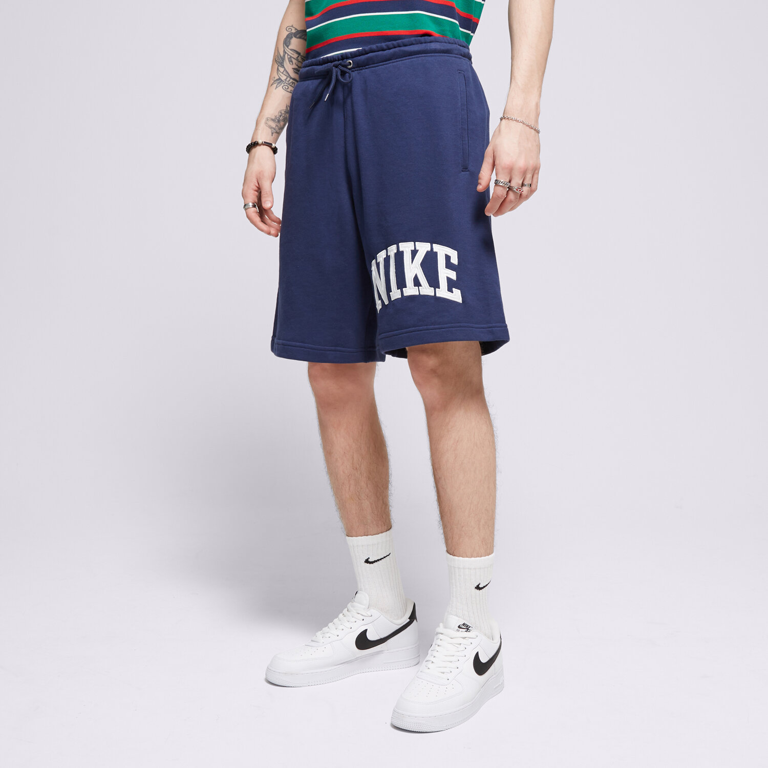 Muške kratke hlače NIKE KRATKE HLAČE M NK CLUB FT SHORT APLQ ARCH FQ4092-410 tamno plava