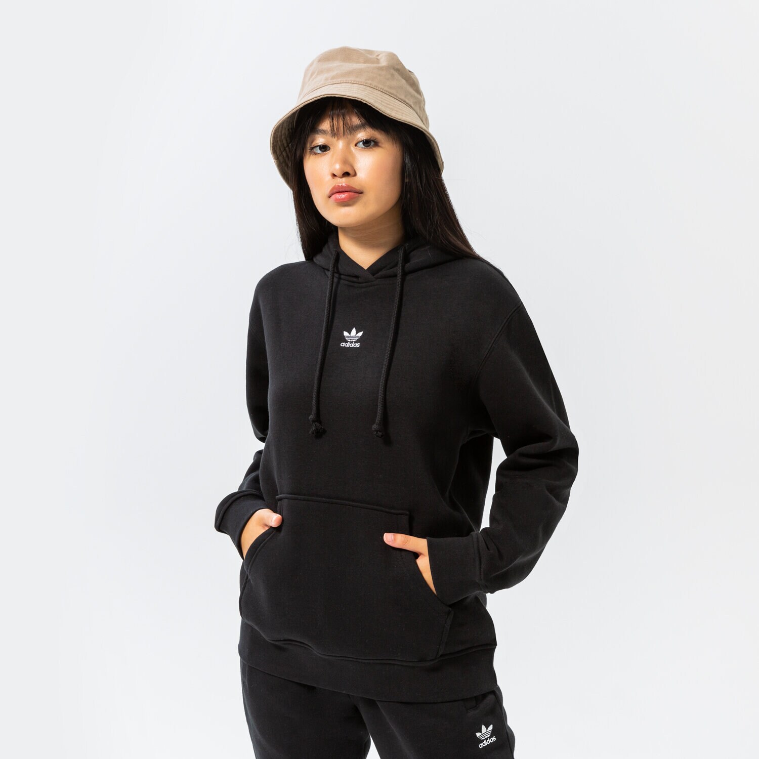 Ženske dukserice ADIDAS ESSENTIAL FLEECE OVERHEAD HOODIE  H34725 crna