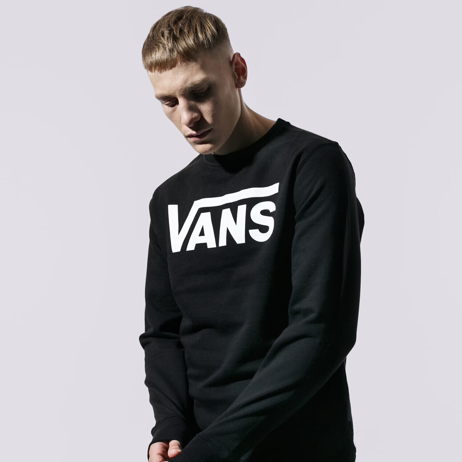 Muške dukserice VANS VESTA VANS CLASSIC CREW II VN0A456AY281 crna