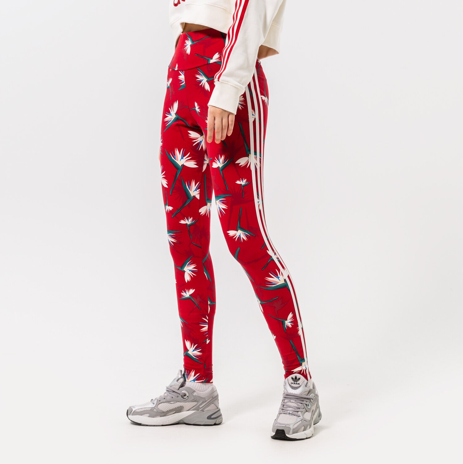 Ženske hlače ADIDAS TAJICE THEBE MAGUGU X ADIDAS HK5214 crvena