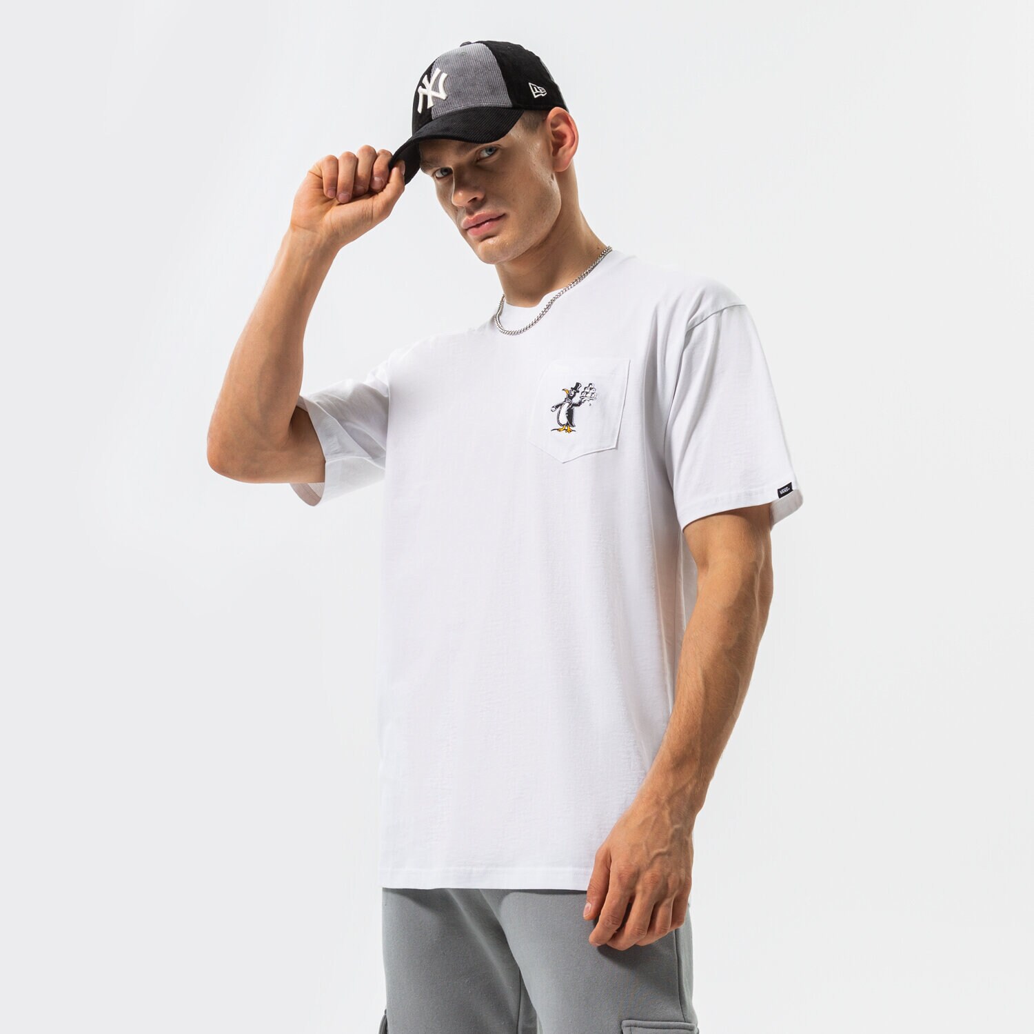 Muške majice VANS T-SHIRT CHECKERBOARD RESEARCH TEE VN0A7S6QWHT1 bijela