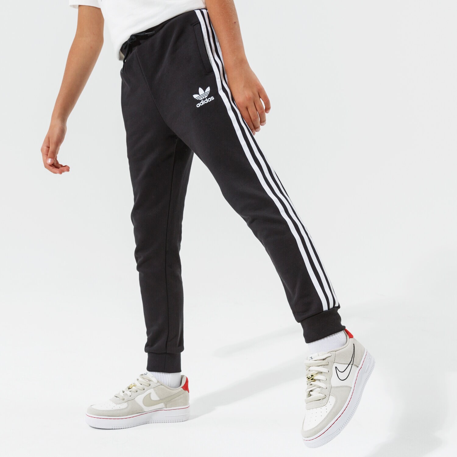 Dječje hlače ADIDAS HLAČE TREFOIL PANTS U DV2872 crna