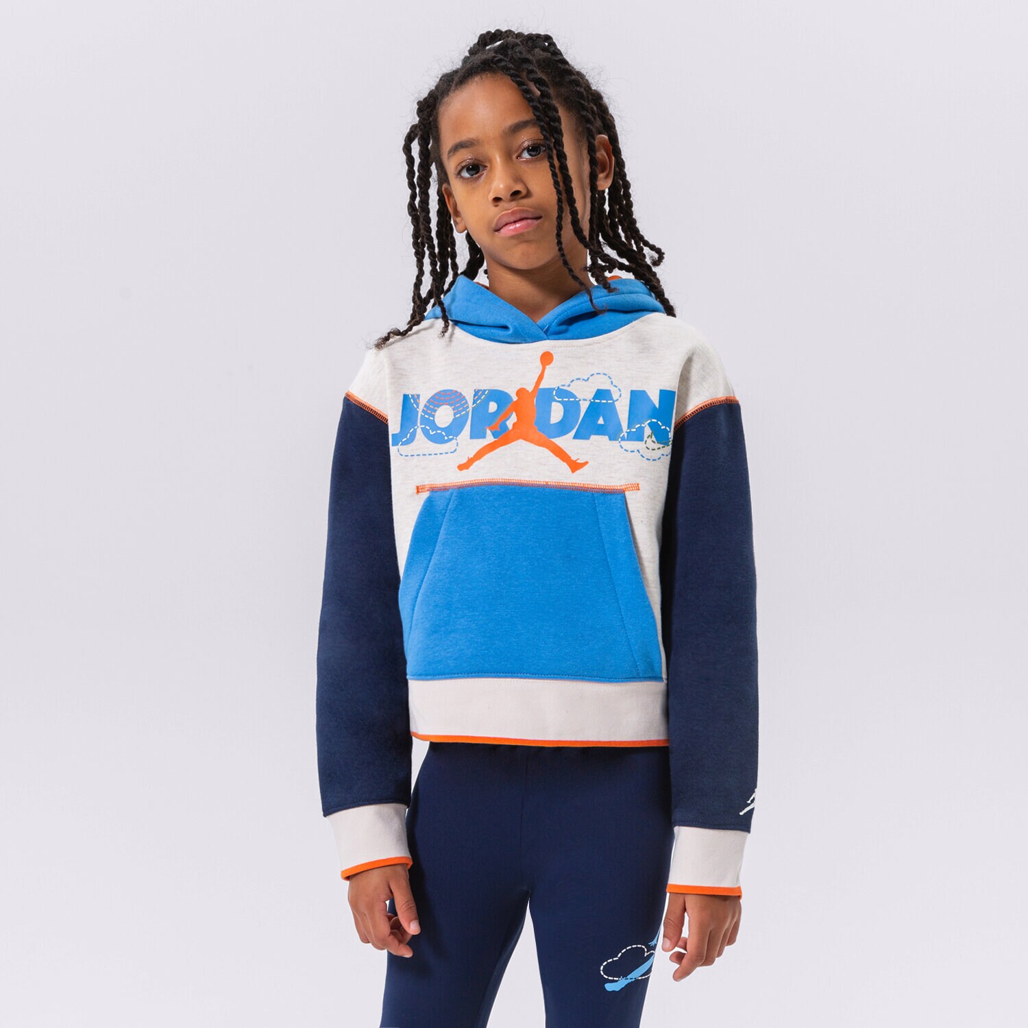 Dječje dukserice JORDAN VESTA S KAPULJAČOM BACKYARD ADVENTURE BOXY GIRL 45B757-W67 bijela