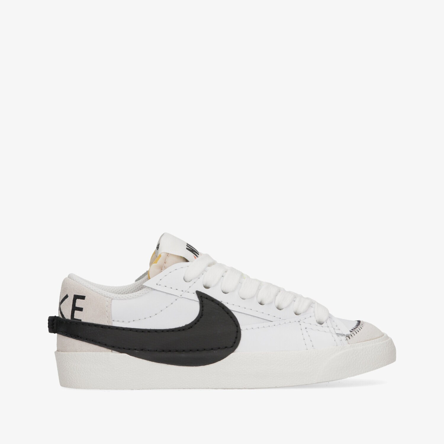 Ženske tenisice NIKE BLAZER LOW '77 JUMBO DQ1470-101 bijela