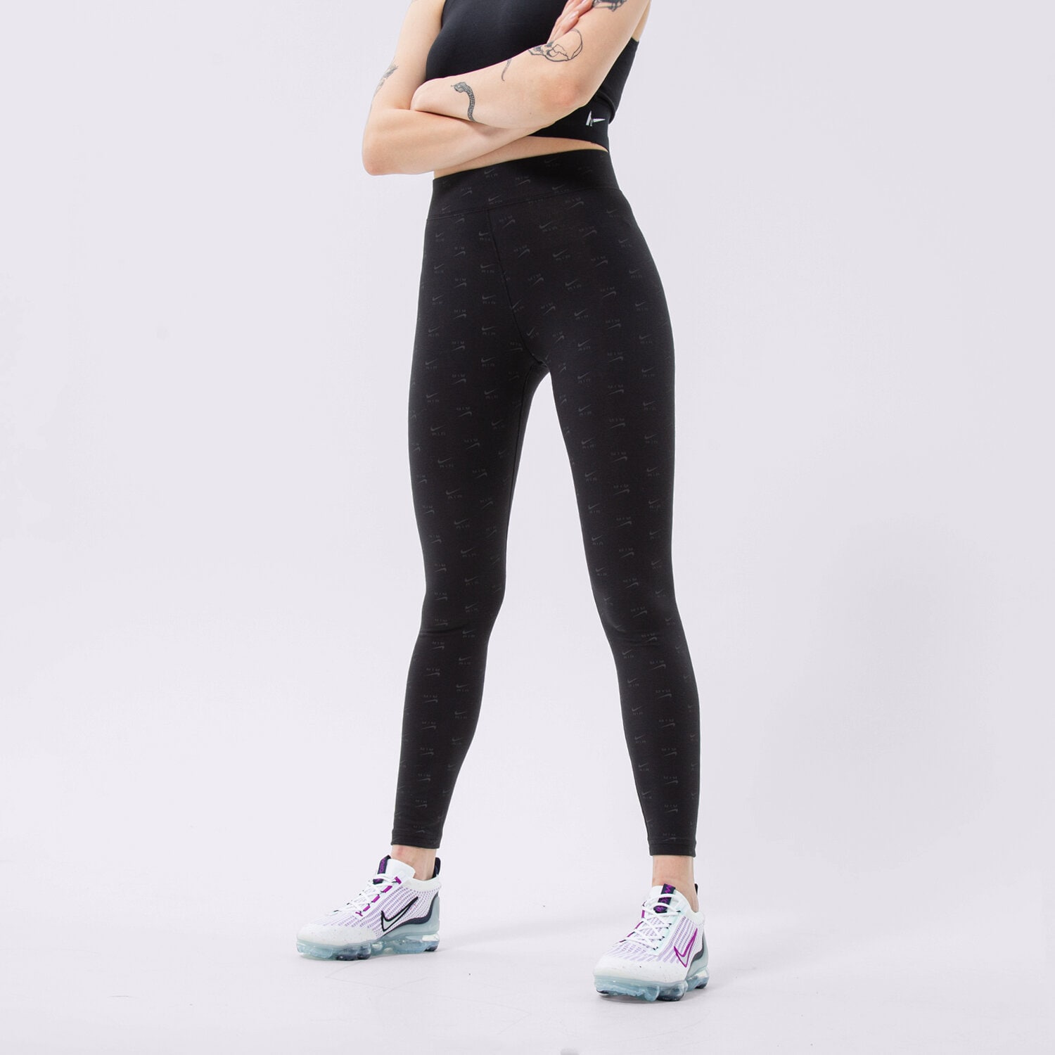 Ženske hlače NIKE TAJICE AIR AOP HR TGT BLK DQ6573-010 crna
