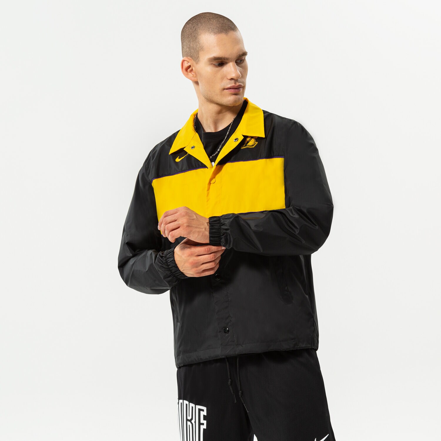 Muške prijelazne jakne NIKE JAKNA LAL M NK JKT LTWT CTS NBA DN4702-010 crna