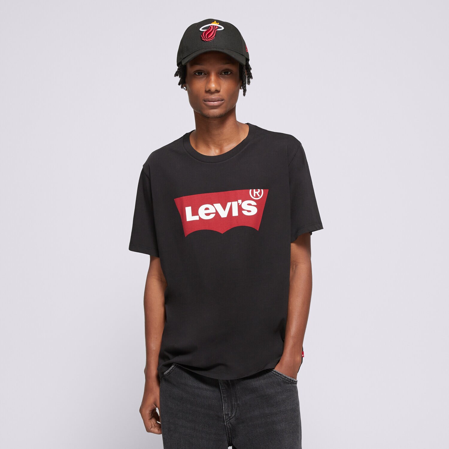 Muške majice LEVI'S T-SHIRT GRAPHIC SET IN NECK 17783-0137 crna