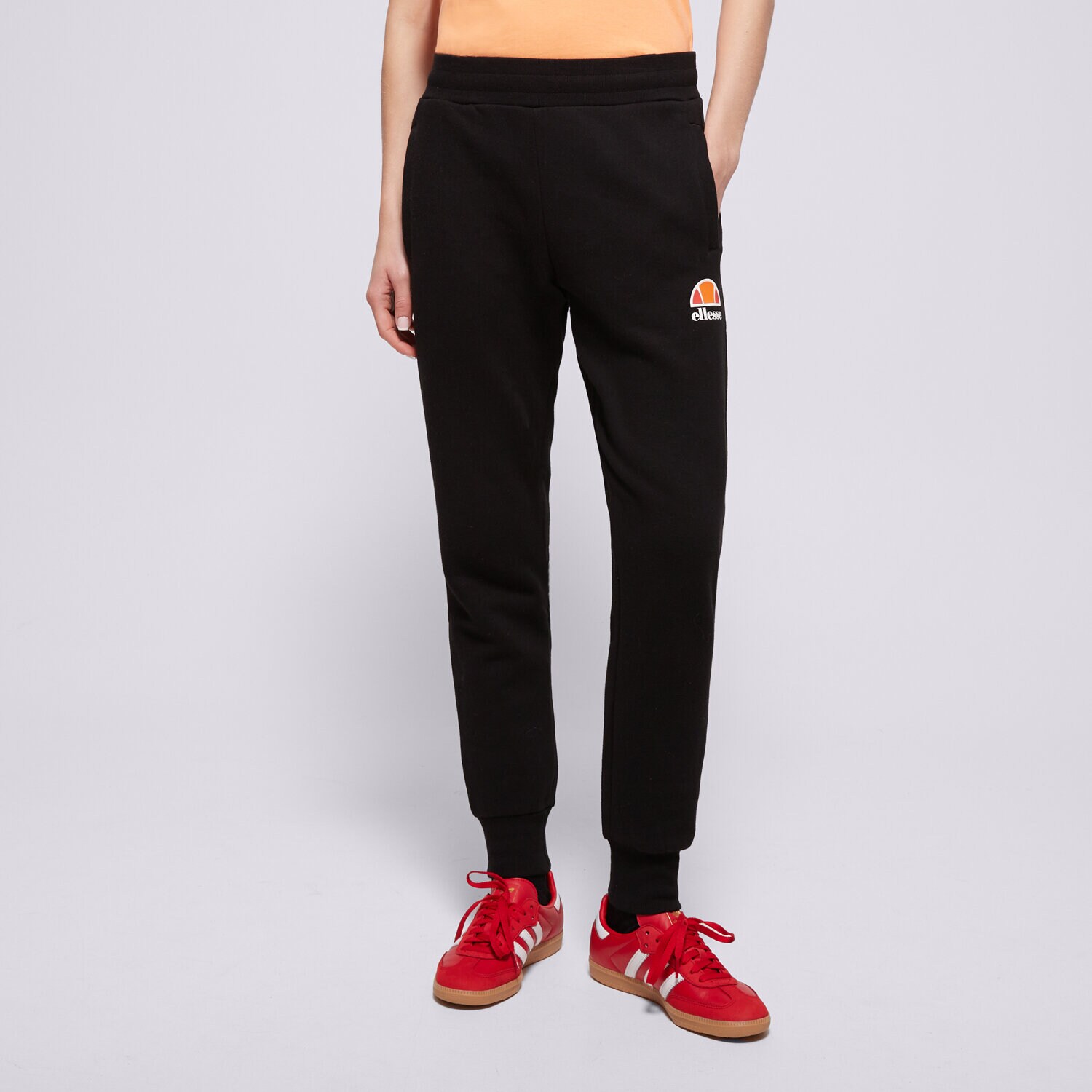 Ženske hlače ELLESSE HLAČE QUEENSTOWN BLK SGC07458011 crna