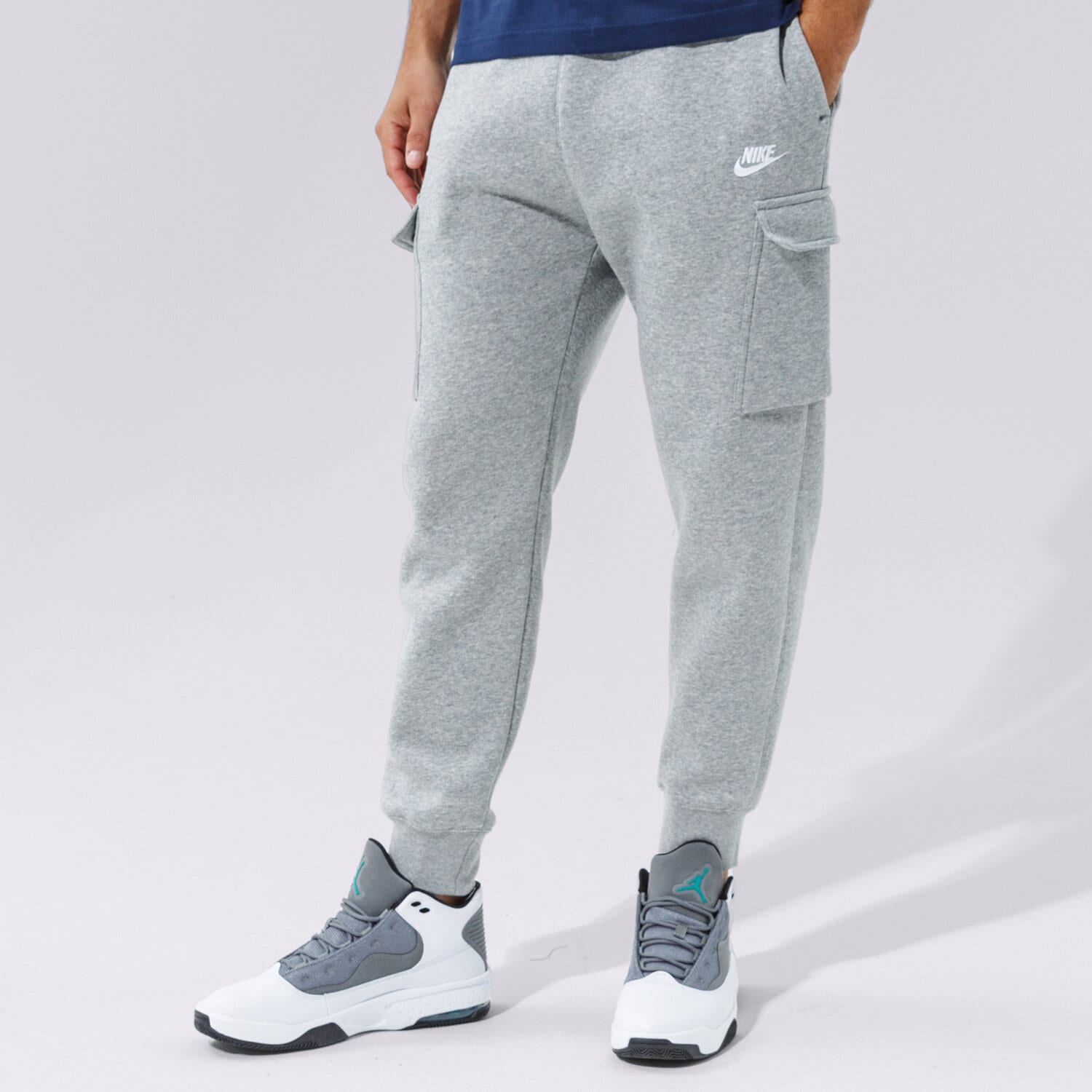 Muške hlače NIKE HLAČE SPORTSWEAR CLUB FLEECE CARGO CD3129-063 siva