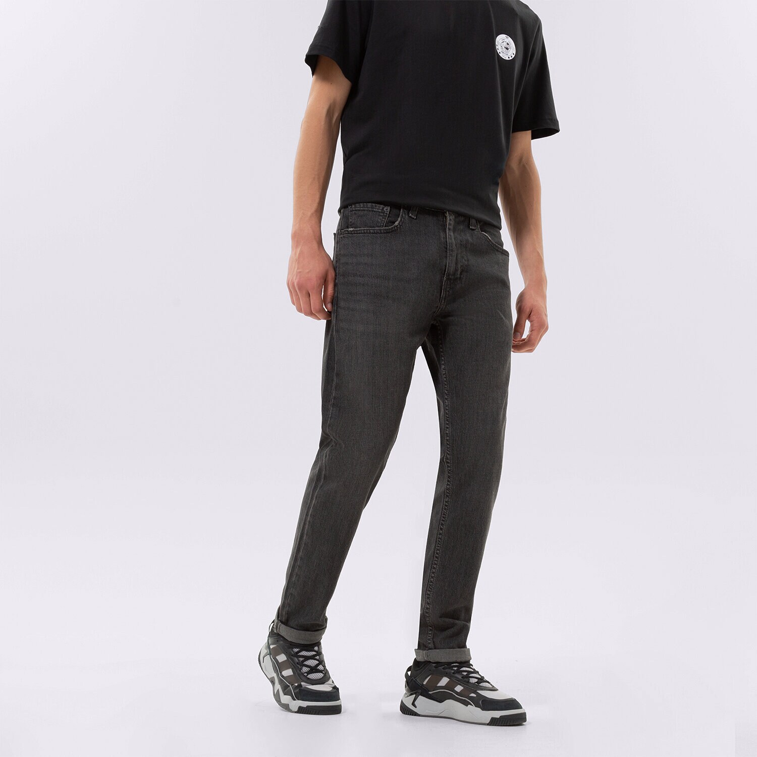 Muške hlače LEVI'S HLAČE 502 TAPER HI BALL 57783-0105 crna