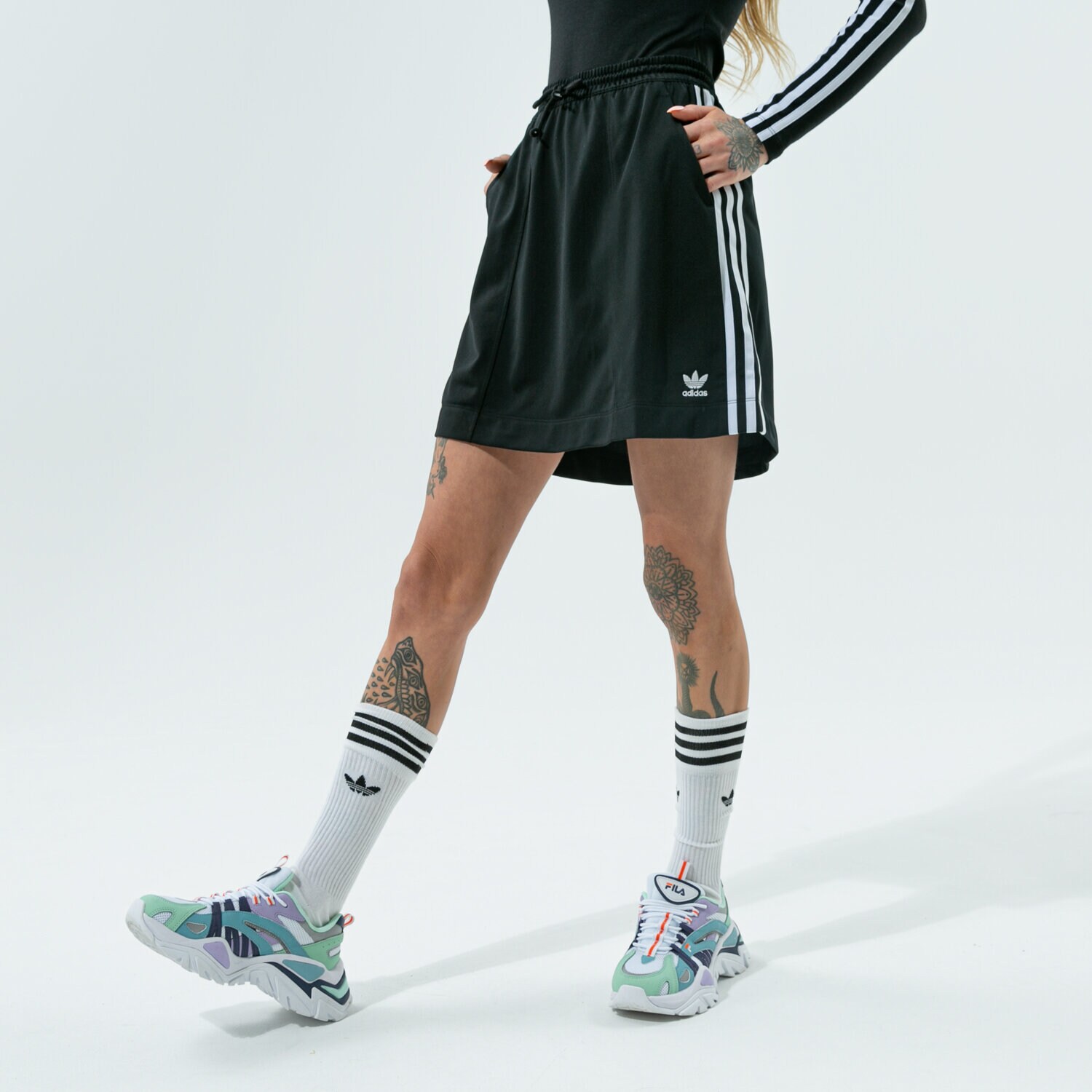 Ženske haljine i suknje ADIDAS KRATKA SUKNJA H37774 crna