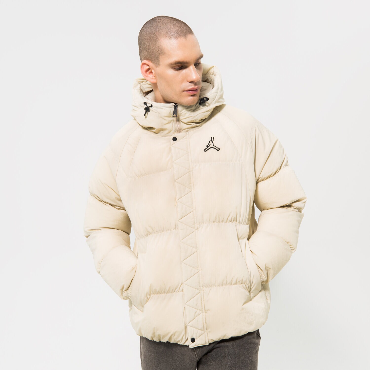 Muške zimske jakne JORDAN JAKNA ZIMSKA M J ESS PUFFER JACKET DQ7348-206 smeđa