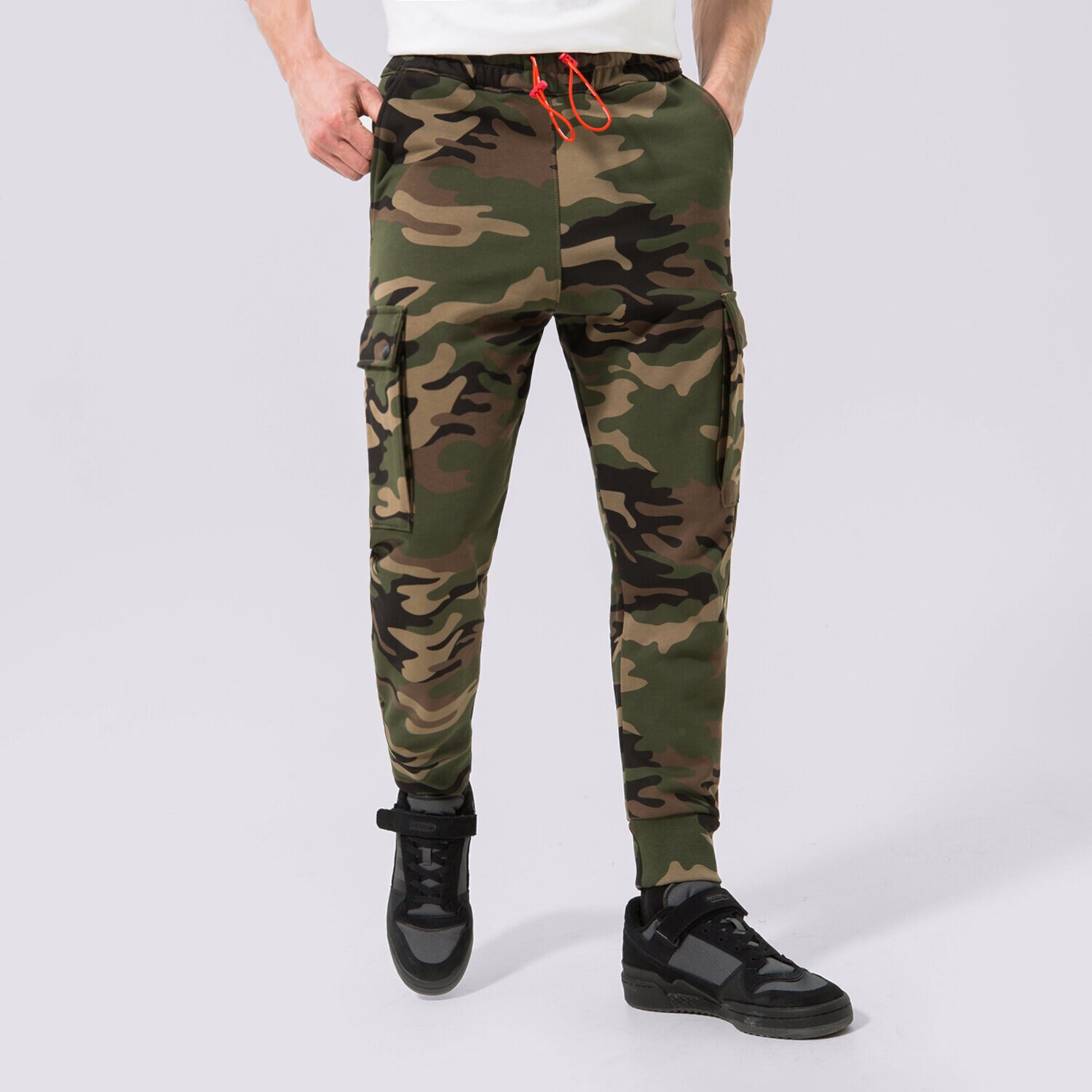 Muške hlače SPRAYGROUND HLAČE CAMO CARGO PANTS SP216 šarena