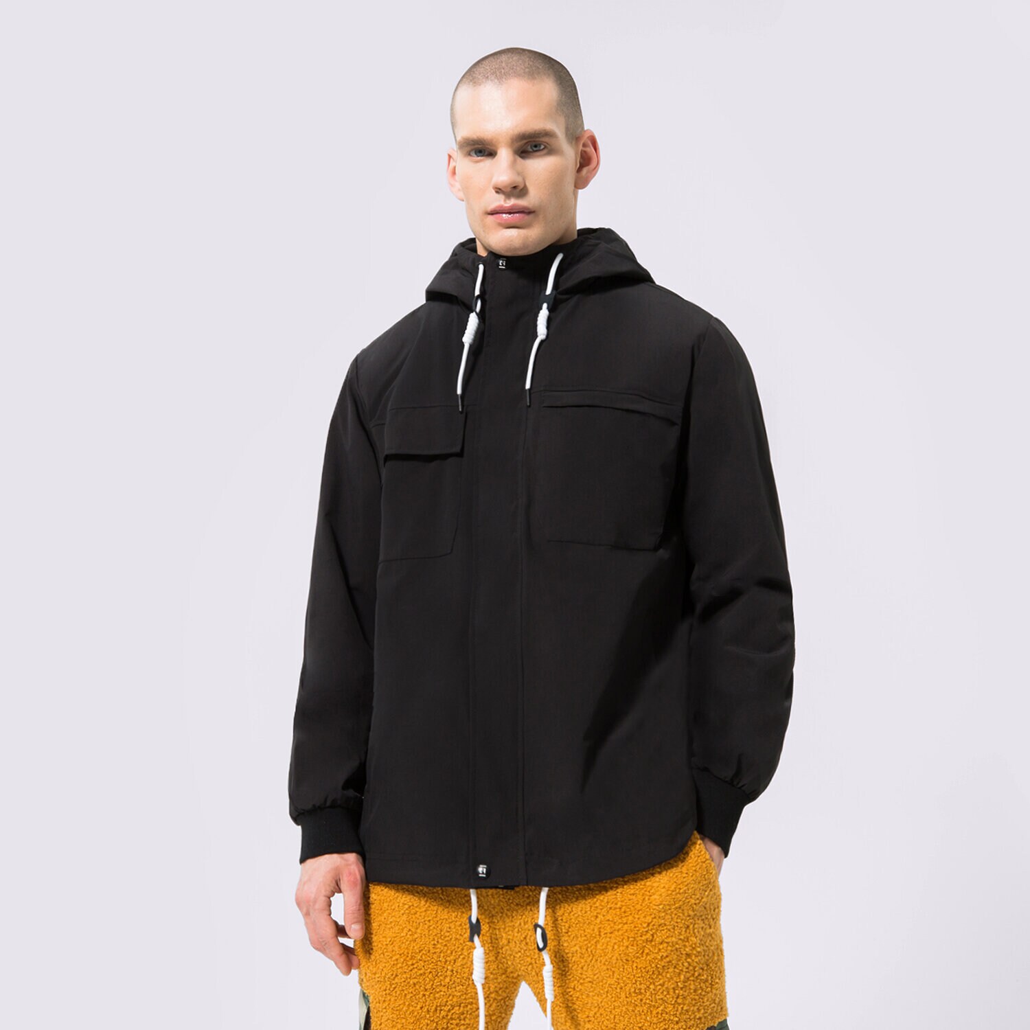 Muške prijelazne jakne CONFRONT JAKNA HOODED BLACK CF123KUM05001 crna