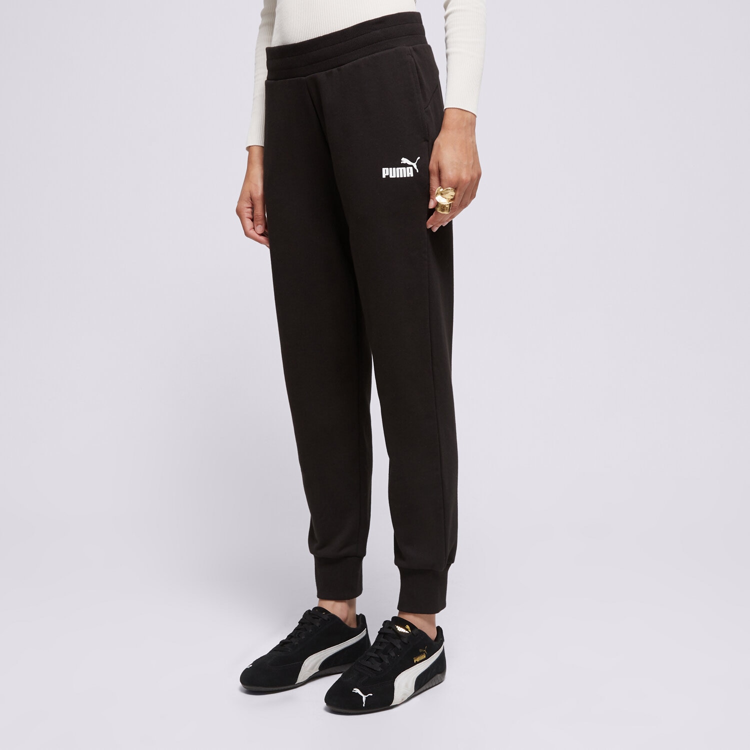 Ženske hlače PUMA HLAČE ESS SWEATPANTS TR CL 586842 01 crna