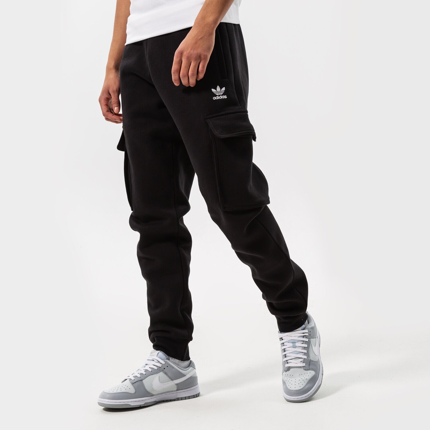 Muške hlače ADIDAS HLAČE ESSENTIALS C P HE6989 crna