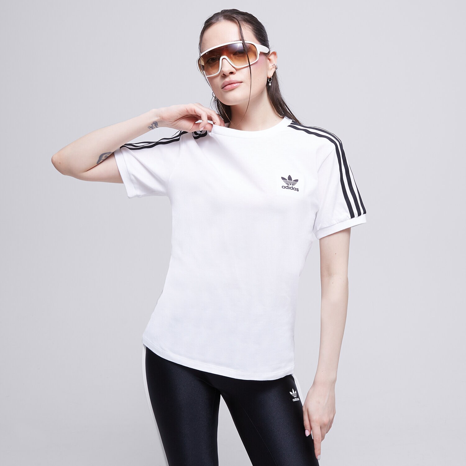 Ženske majice ADIDAS T-SHIRT 3 STRIPES TEE IB7410 bijela