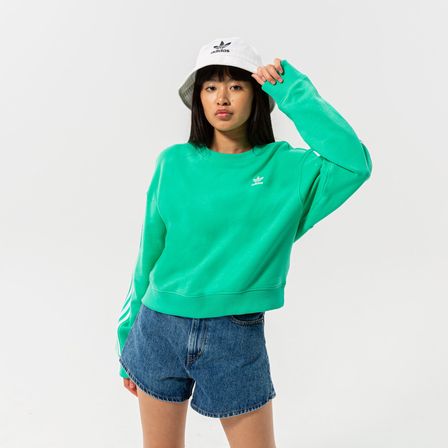 Ženske dukserice ADIDAS VESTA SWEATSHIRT HE9735 zelena