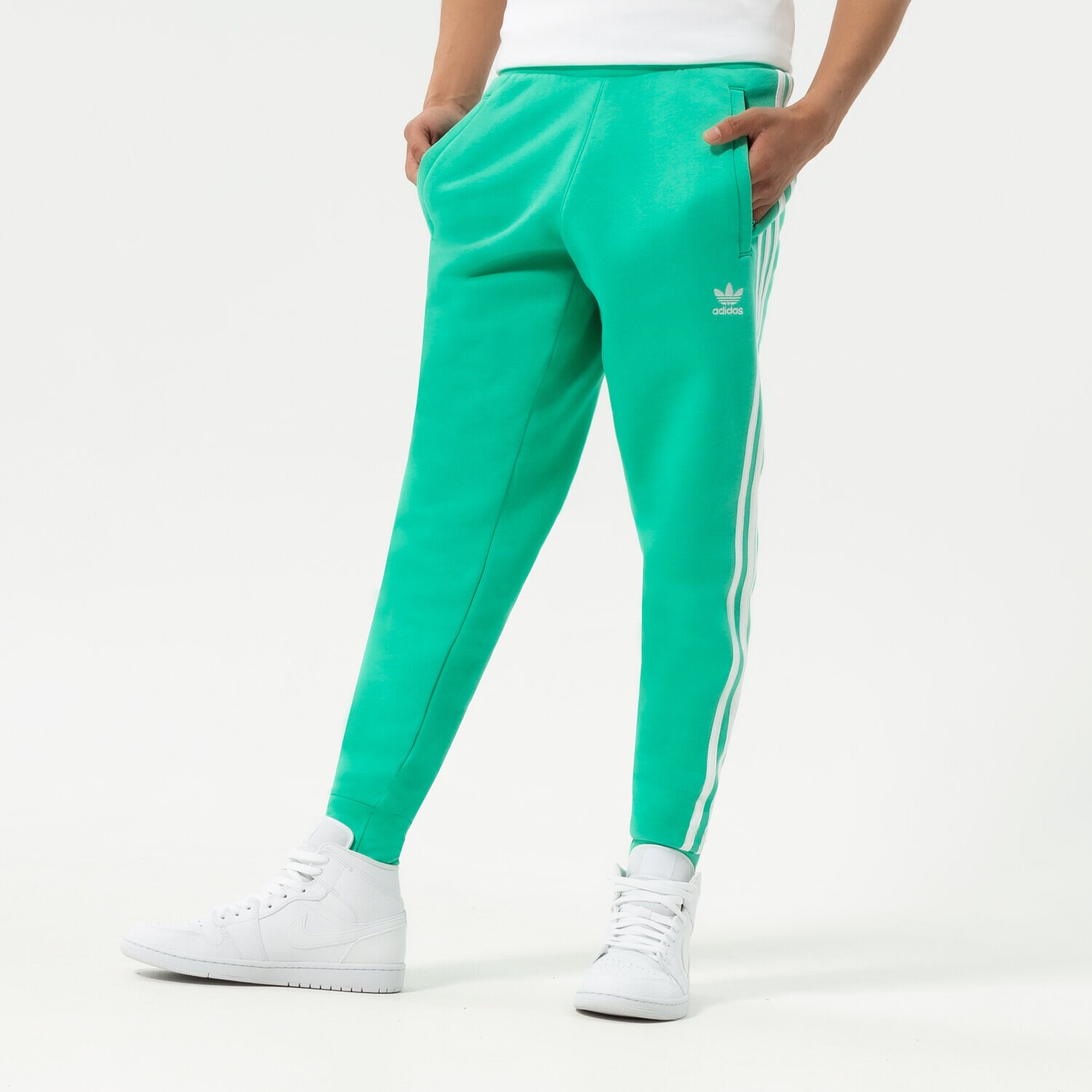 Muške hlače ADIDAS HLAČE 3-STRIPES PANT HF2102 zelena