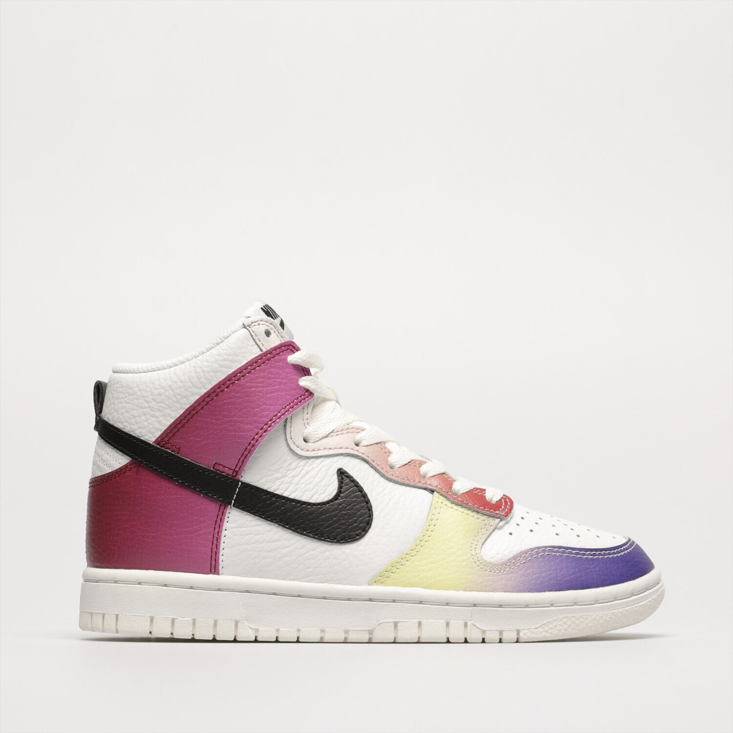 Ženske tenisice NIKE WMNS DUNK HIGH FD0802-100 šarena