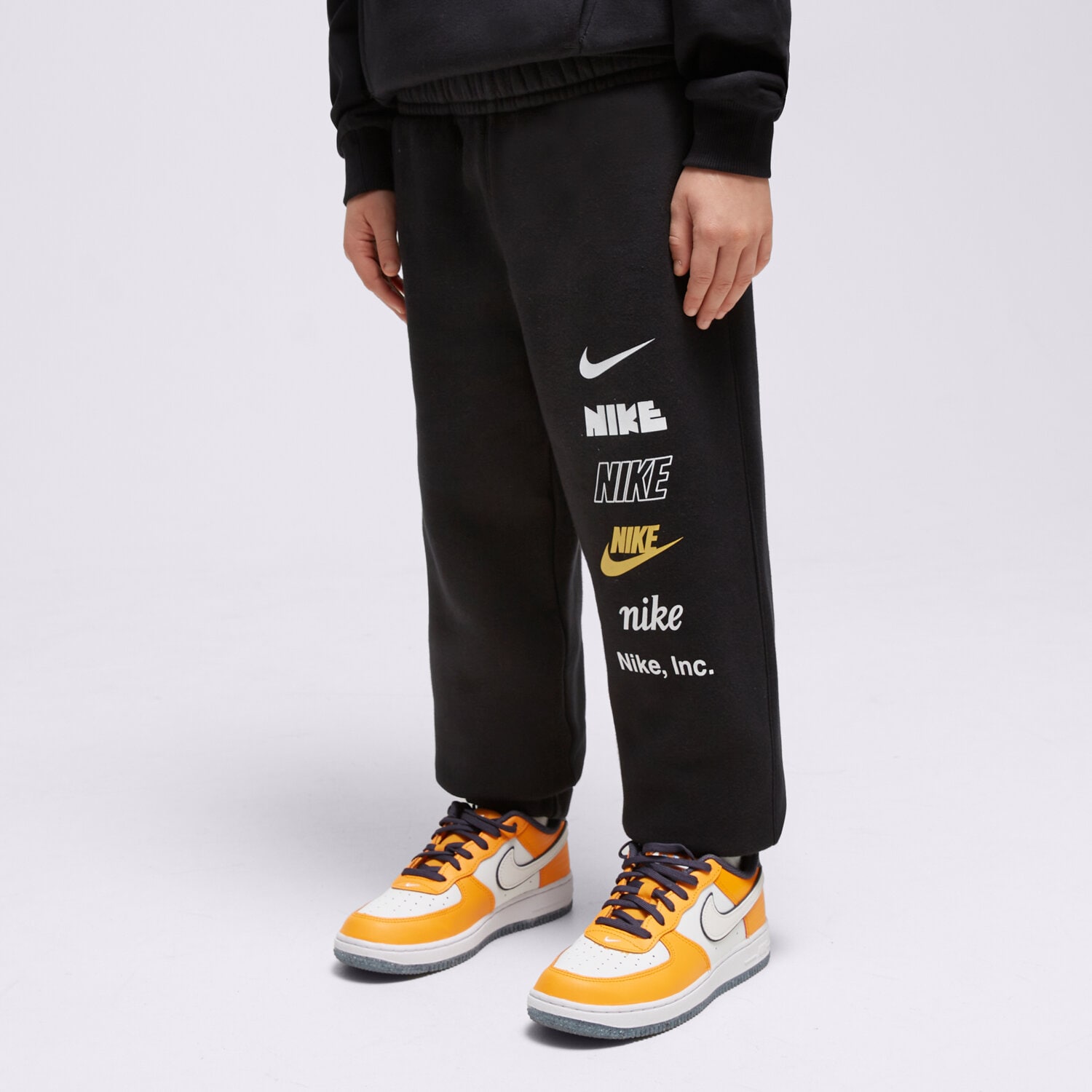 Dječje hlače NIKE HLAČE B NSW JOGGER BB MLOGO DX5160-010 crna