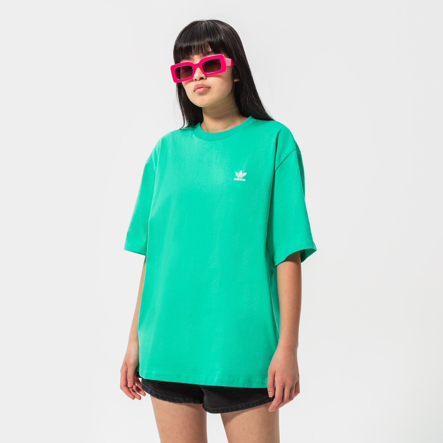 Ženske majice ADIDAS T-SHIRT GRAPHIC TEE HF2020 zelena