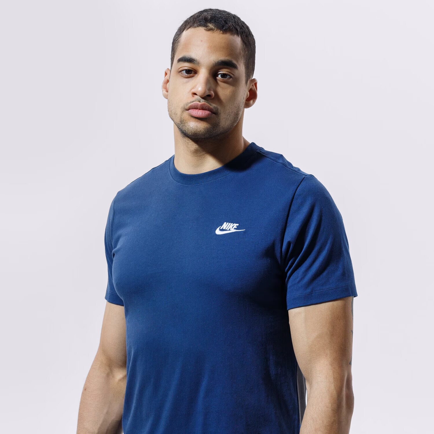Muške majice NIKE T-SHIRT SPORTSWEAR CLUB AR4997-410 tamno plava