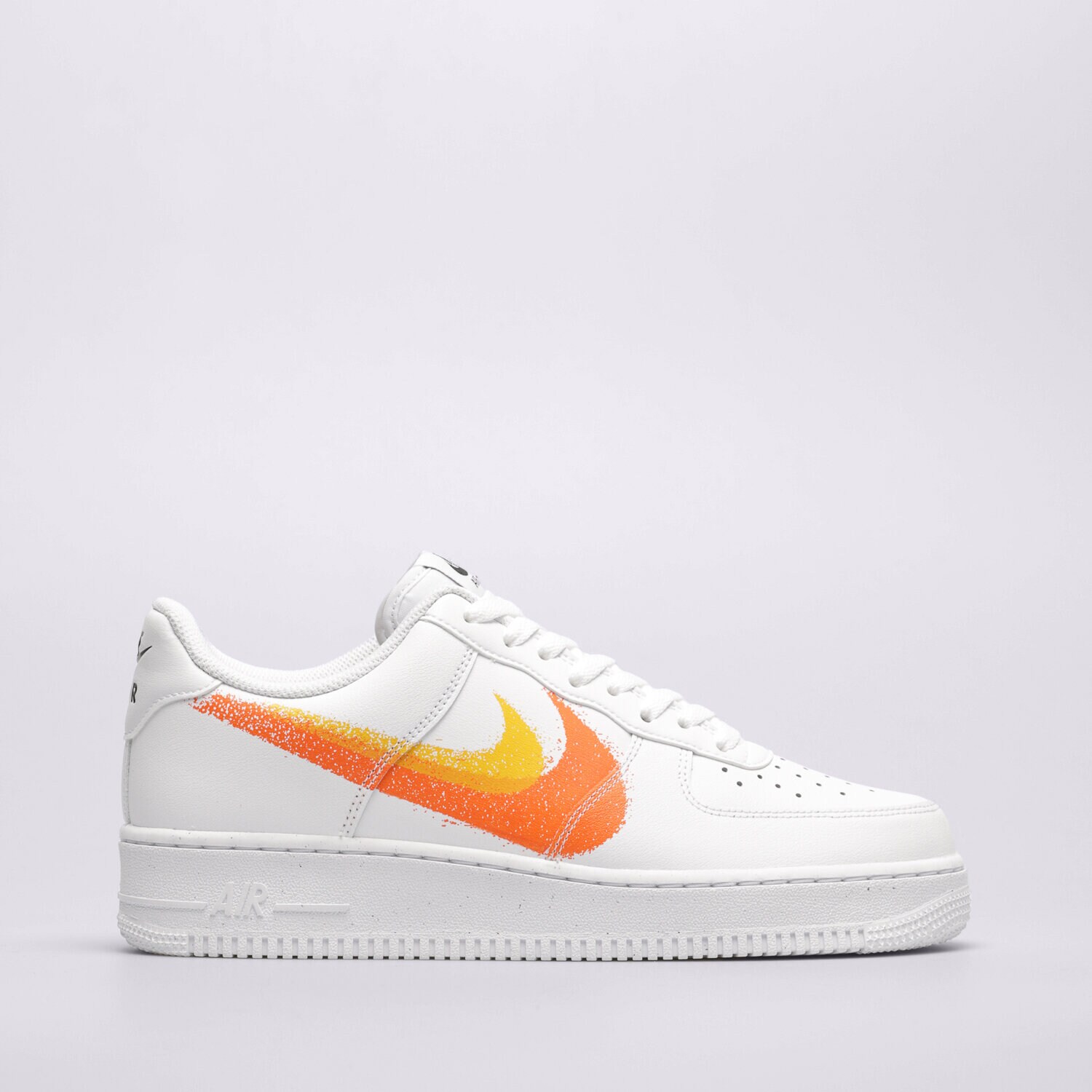 Muške tenisice NIKE AIR FORCE 1 '07  FJ4228-100 bijela