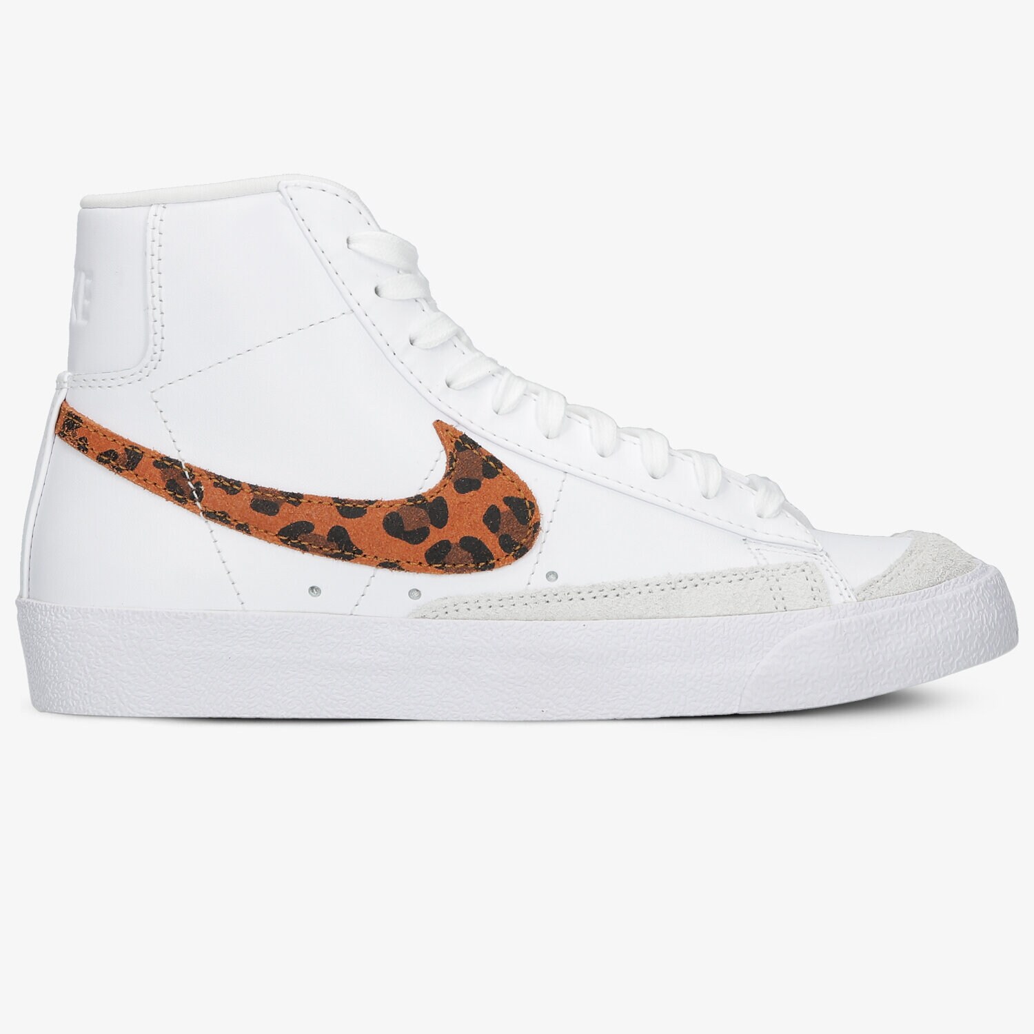Ženske tenisice NIKE BLAZER MID '77 SE DA8736-101 bijela