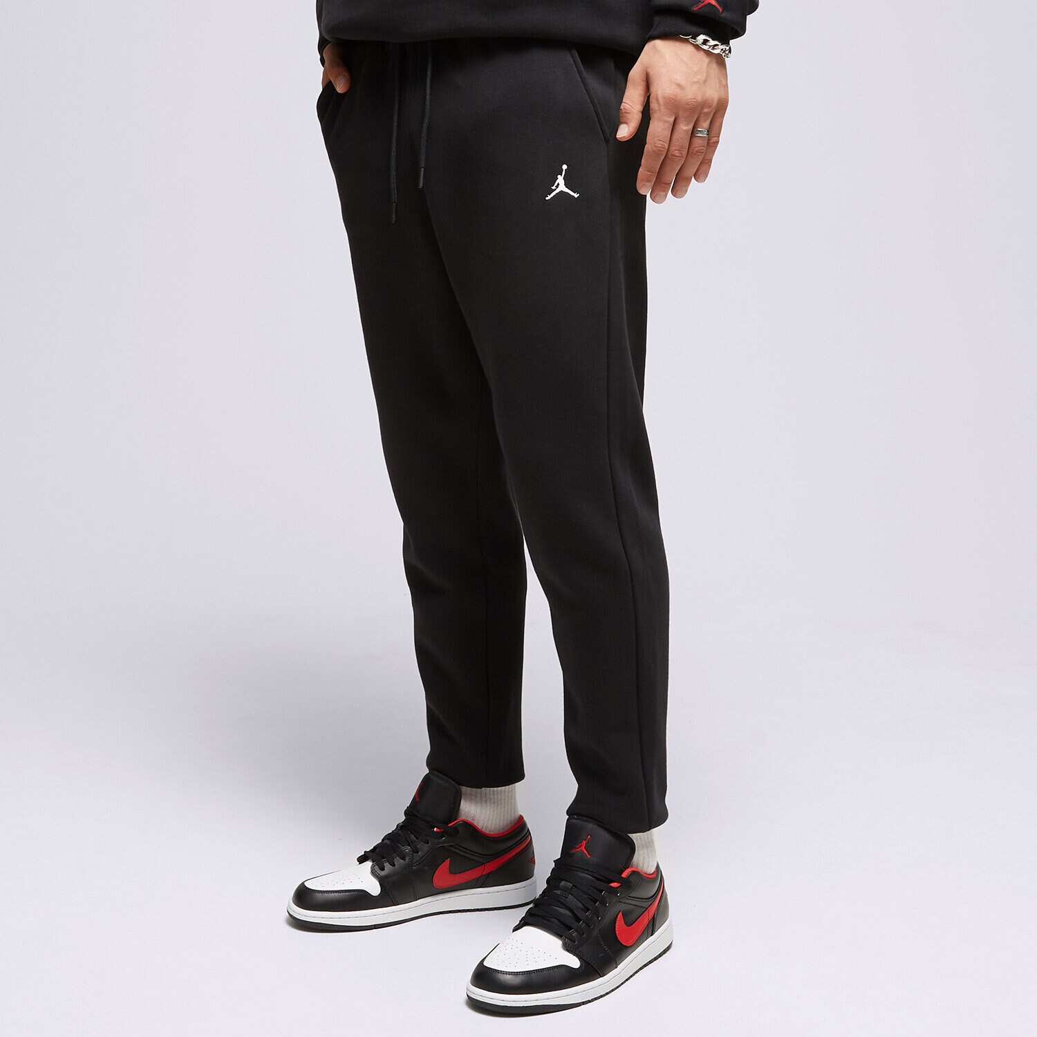 Muške hlače JORDAN HLAČE M J ESS FLC PANT FJ7779-010 crna