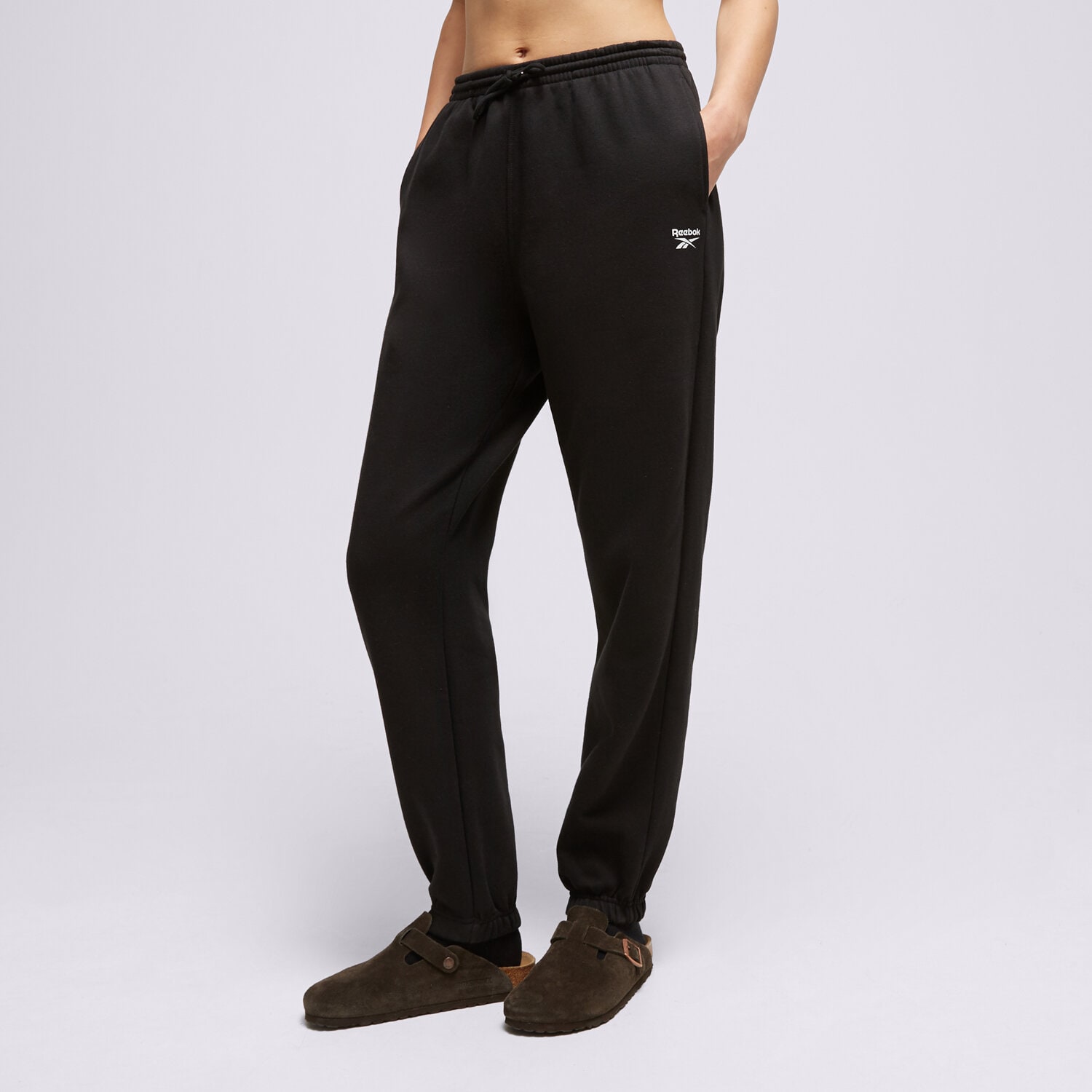 Ženske hlače REEBOK HLAČE REEBOK ID FLEECE 100012577 crna
