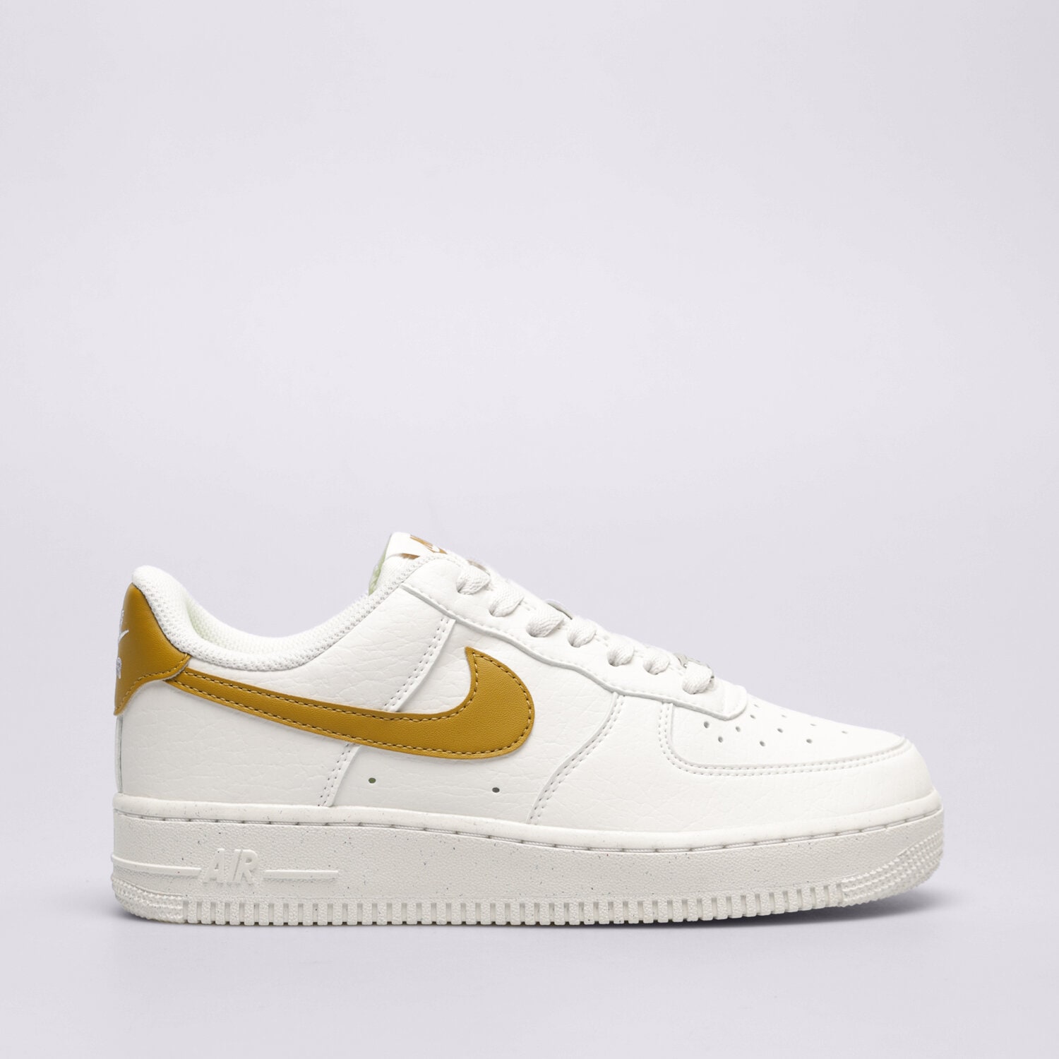 Ženske tenisice NIKE W AIR FORCE 1 '07 NEXT NATURE DV3808-101 bijela
