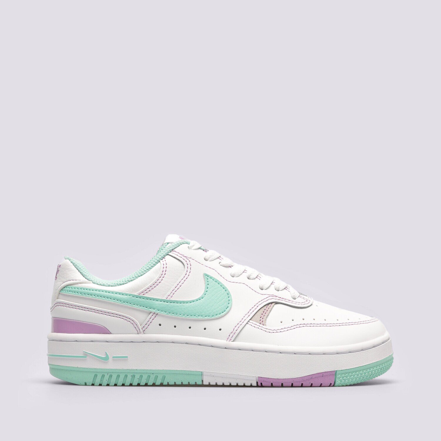 Ženske tenisice NIKE GAMMA FORCE AT FN7109-100 bijela